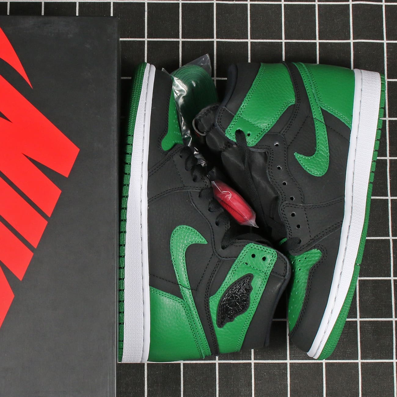 Jordan 1 Retro High Pine Green Black Replica