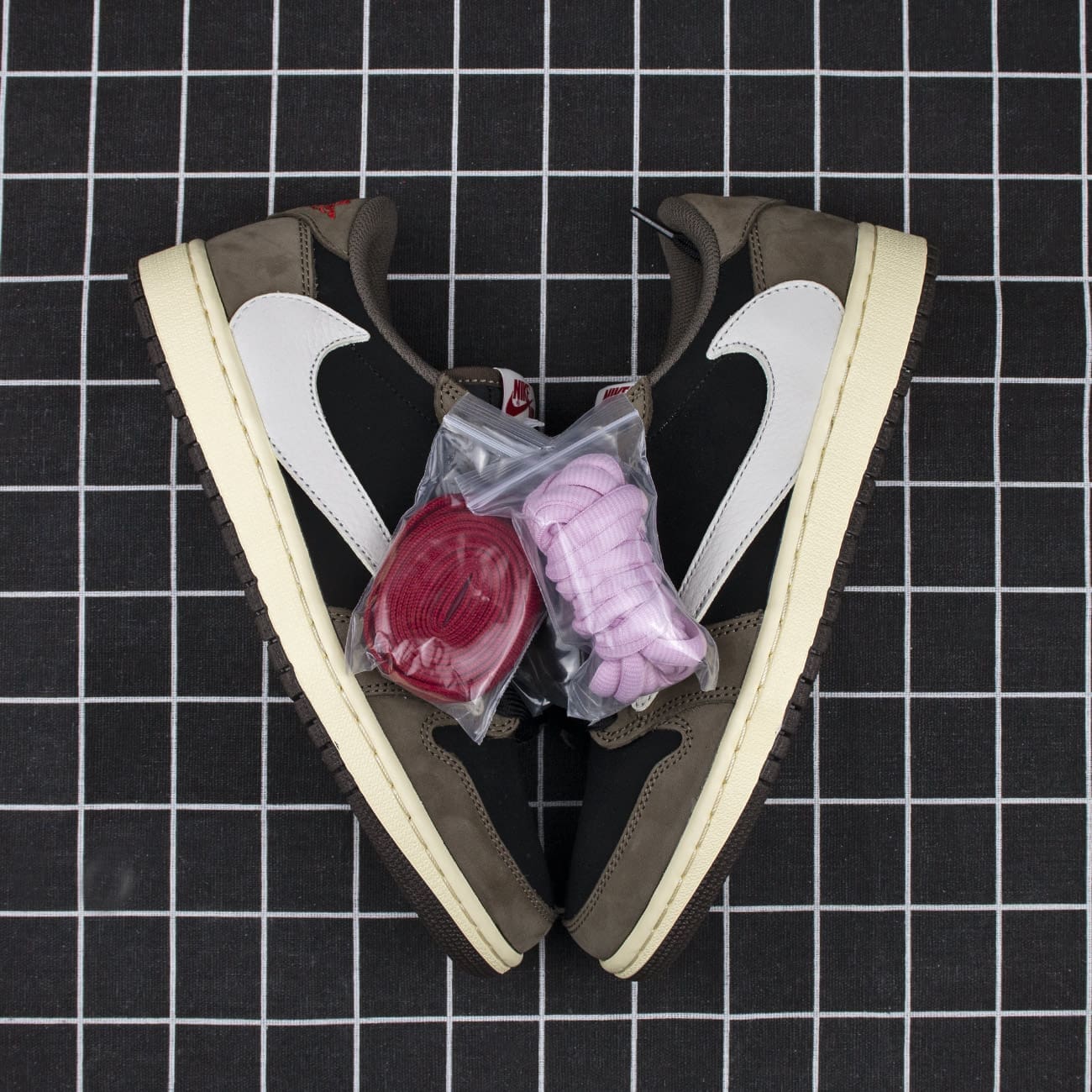 Jordan 1 Retro Low OG SP Travis Scott Replica