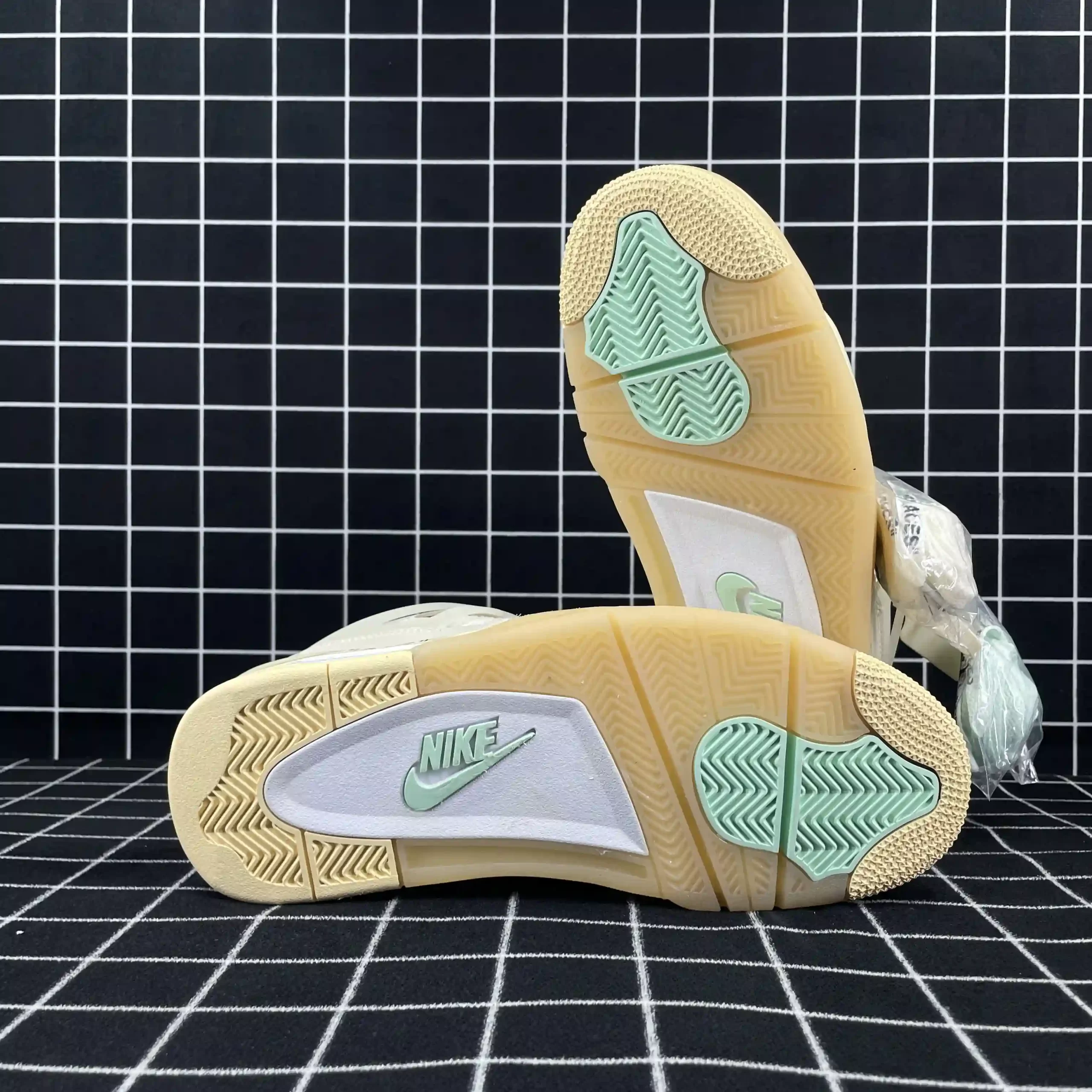 Jordan 4 Retro Sail Replica