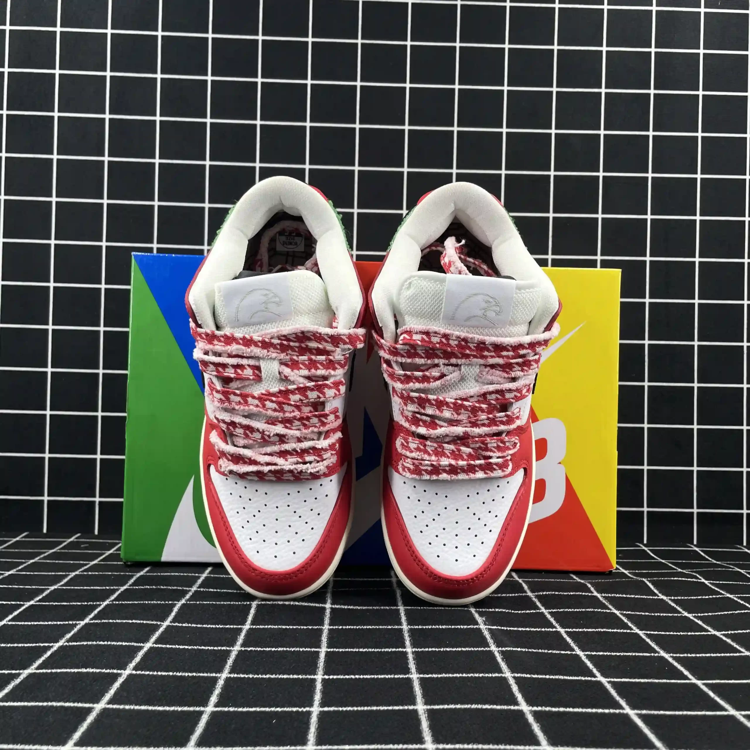 Nike SB Dunk Low Habibi Replica