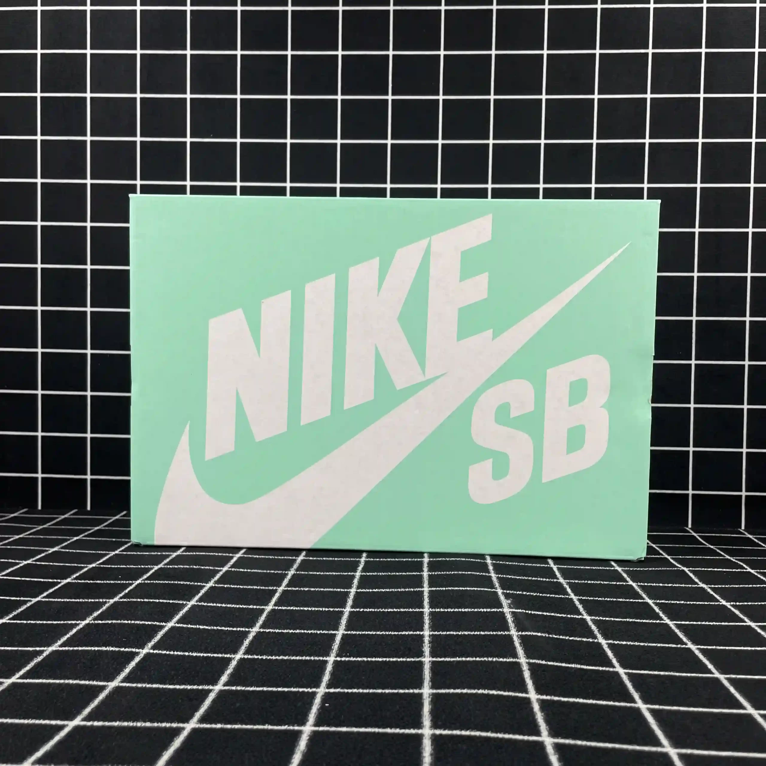 Nike SB Dunk Low Premium White Game Royal Replica