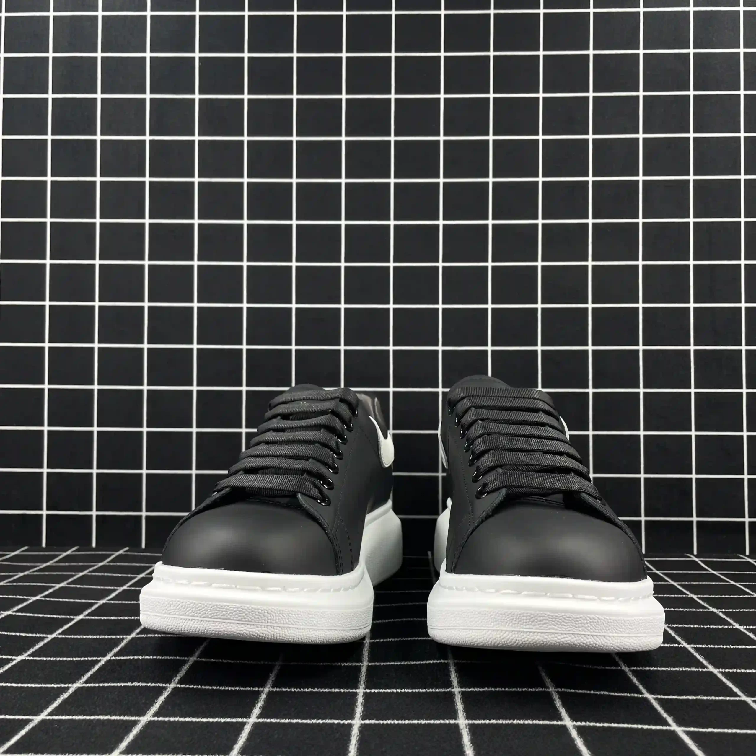 Alexander McQueen Oversized Sneaker Black Smooth Calf Leather with White Leather Heel Replica