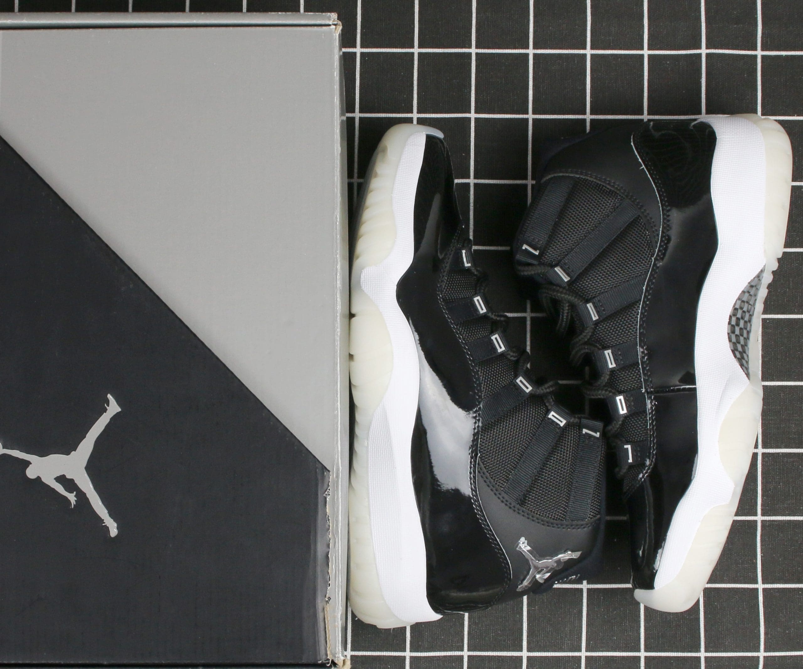 Jordan 11 Retro Jubilee 25th Anniversary Replica