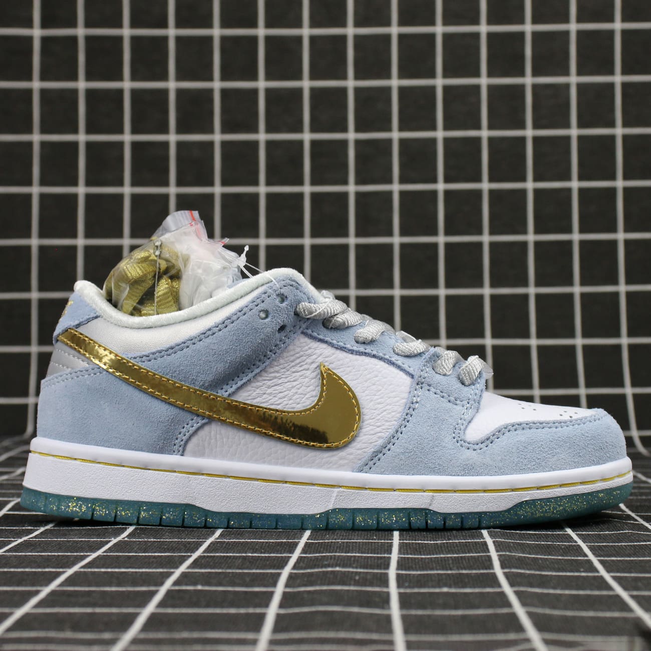 Nike SB Dunk Low Sean Cliver Replica
