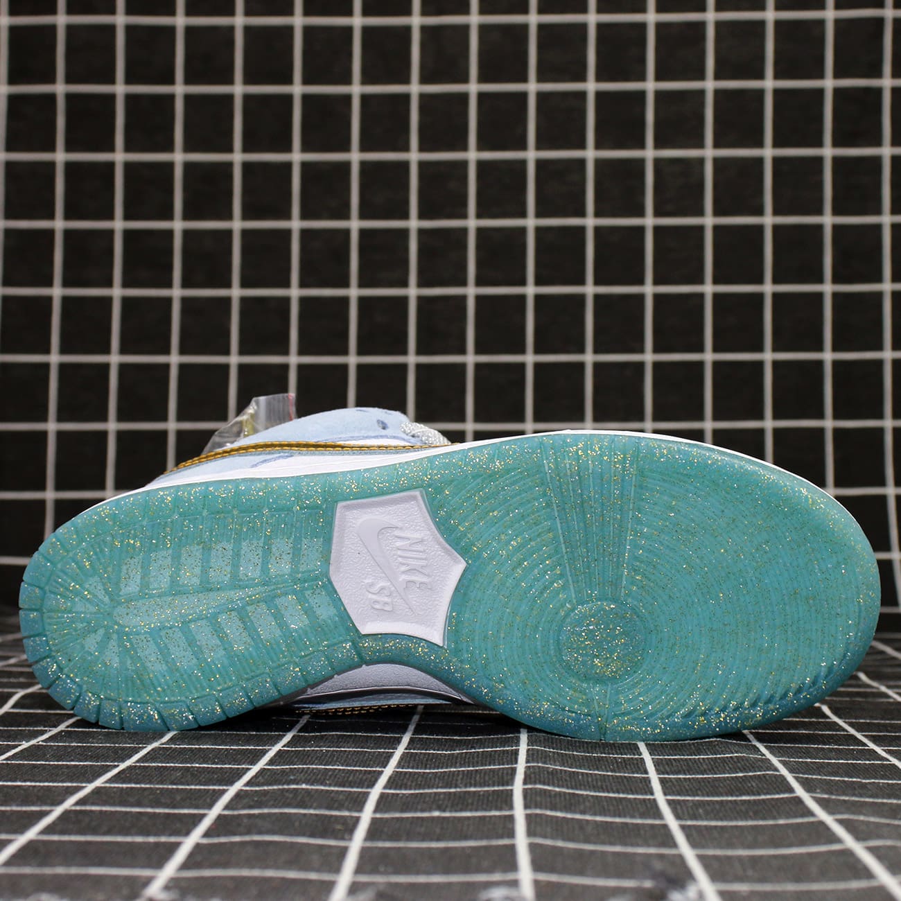 Nike SB Dunk Low Sean Cliver Replica