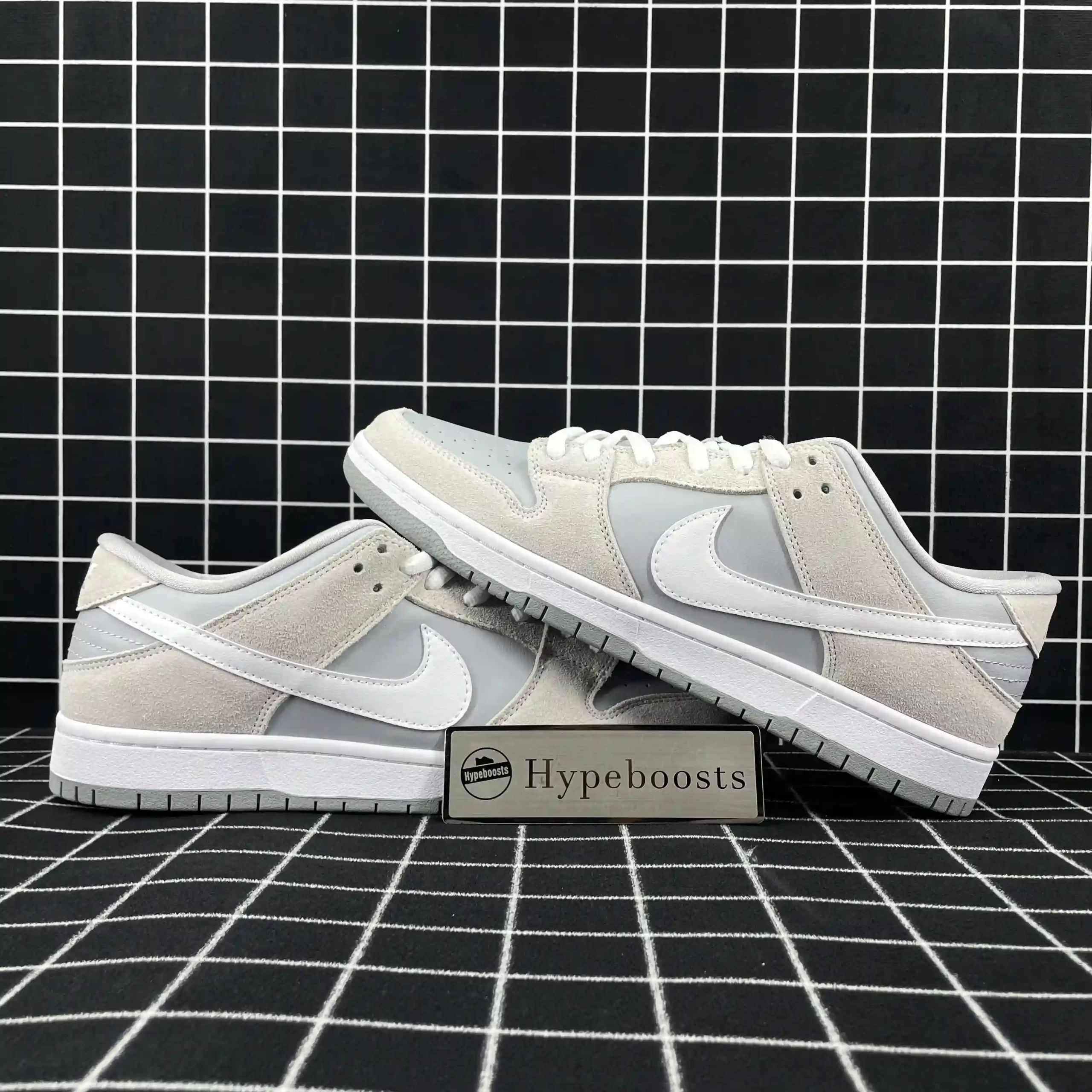 Nike SB Dunk Low Summit White Wolf Grey Replica