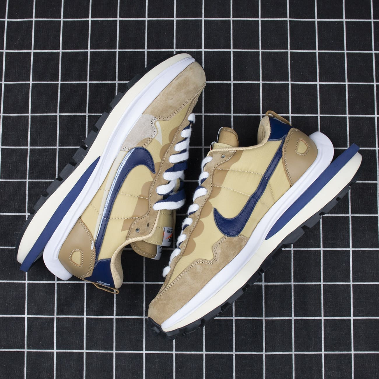 Sacai x Nike VaporWaffle “Sesame Blue Void” Replica