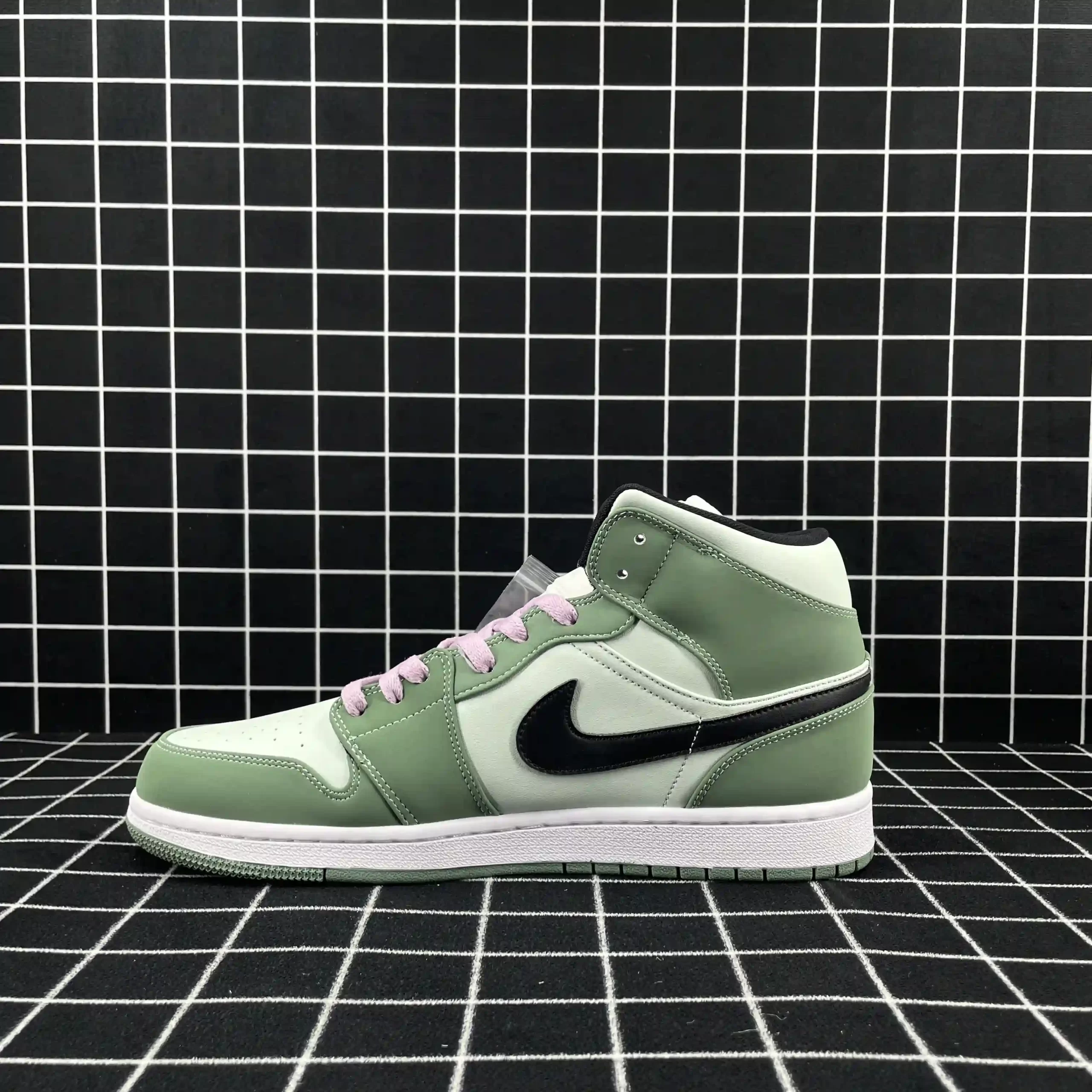 Air Jordan 1 Mid Dutch Green (W) Replica