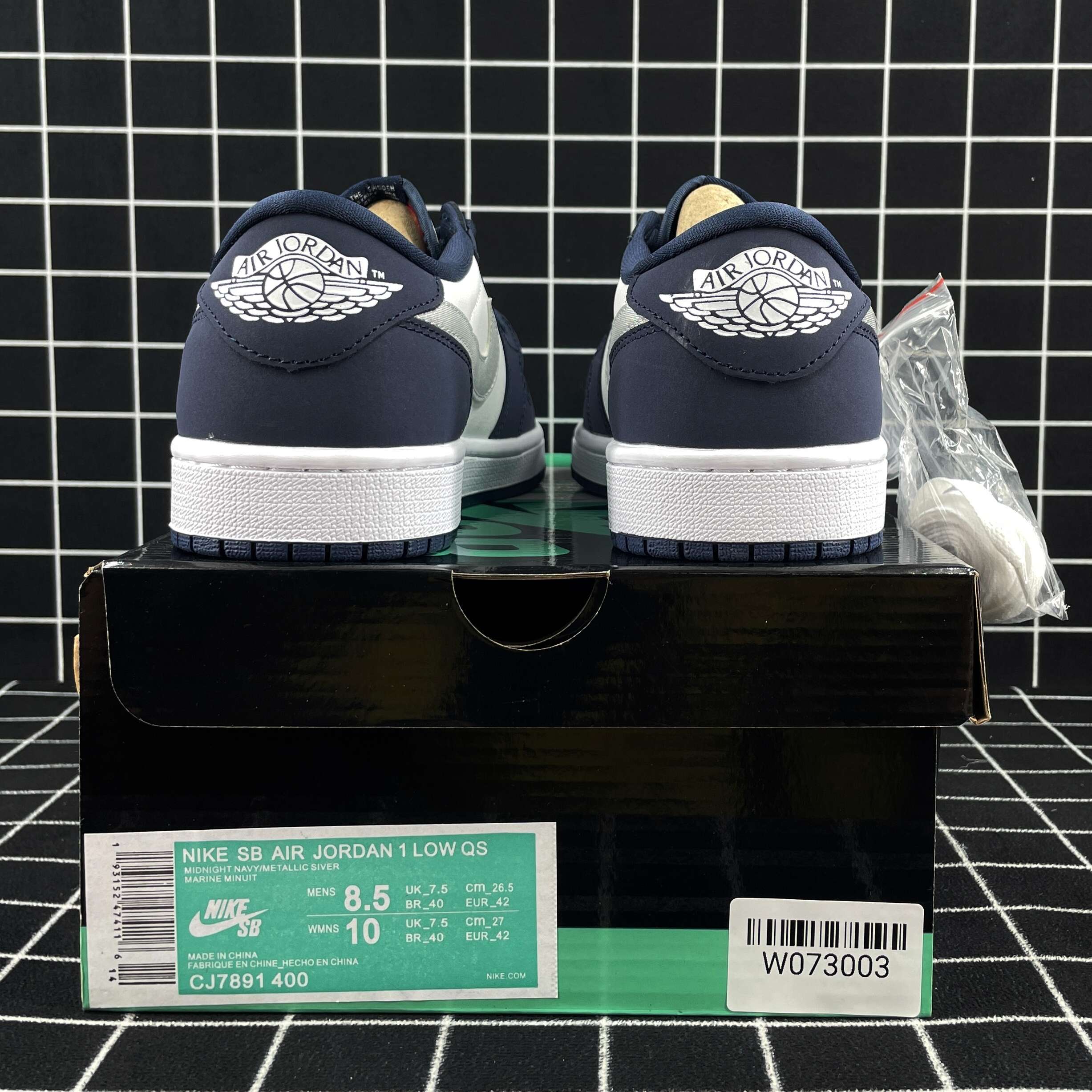 Jordan 1 Low SB Midnight Navy Replica