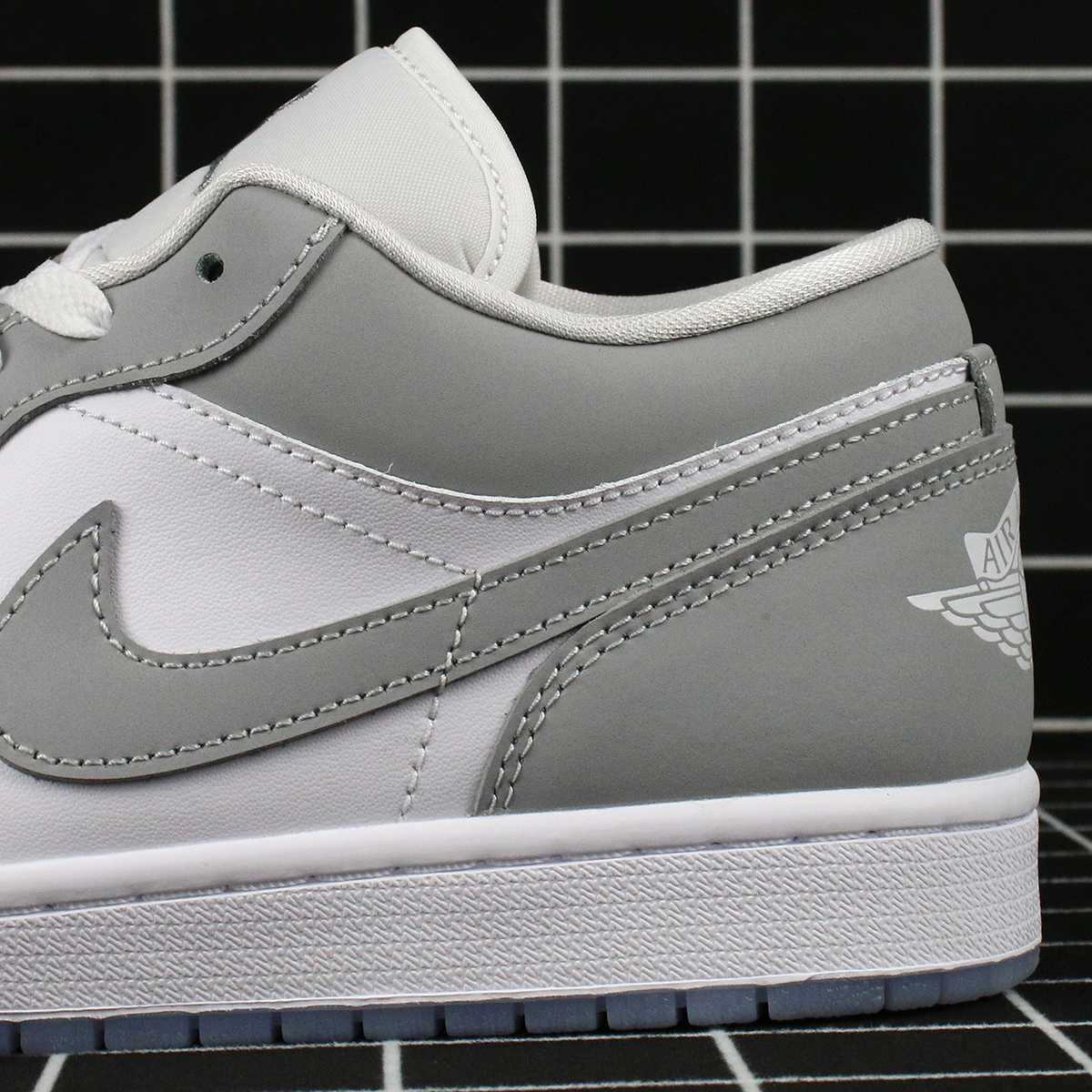 Jordan 1 Low Wolf Grey Replica