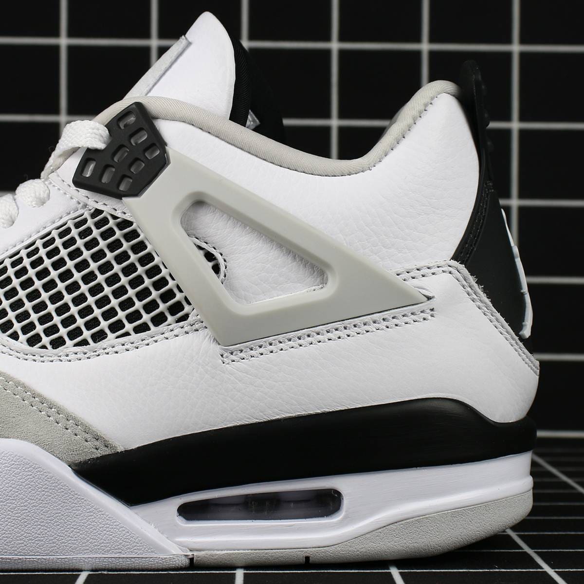 Jordan 4 Retro Military Black Replica