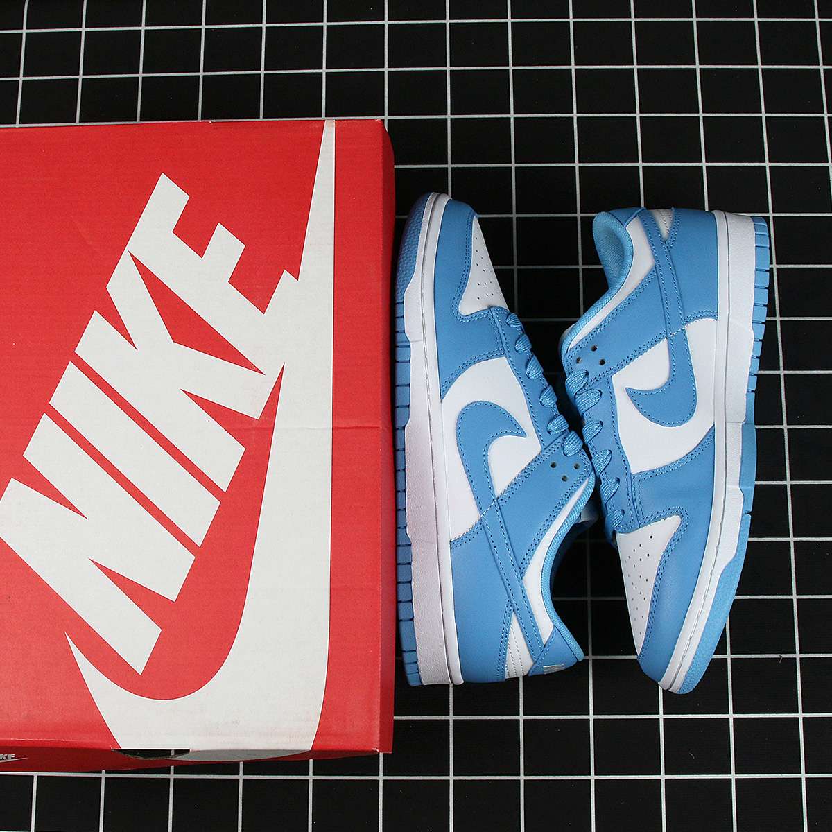 Dunk Low University Blue Replica
