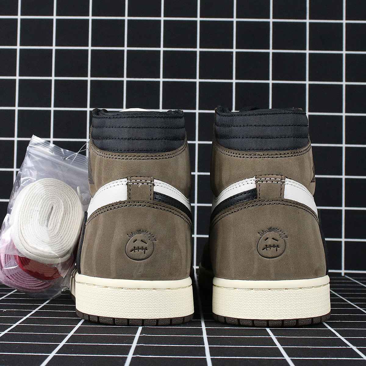 Jordan 1 Retro High Travis Scott Replica