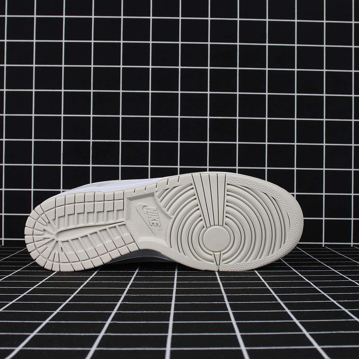 Nike Dunk Low Photon Dust (W) Replica