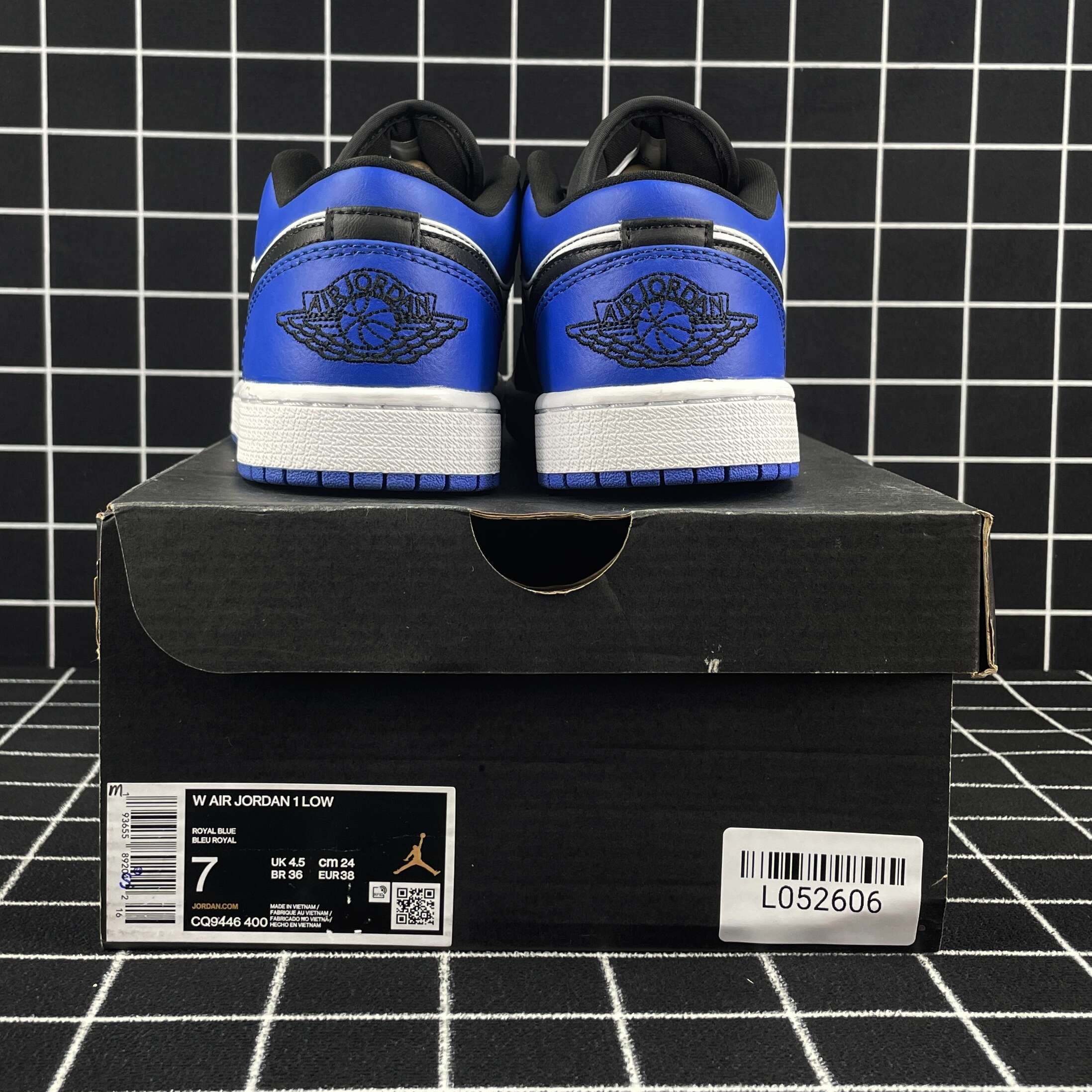 Jordan 1 Low Royal Toe Replica