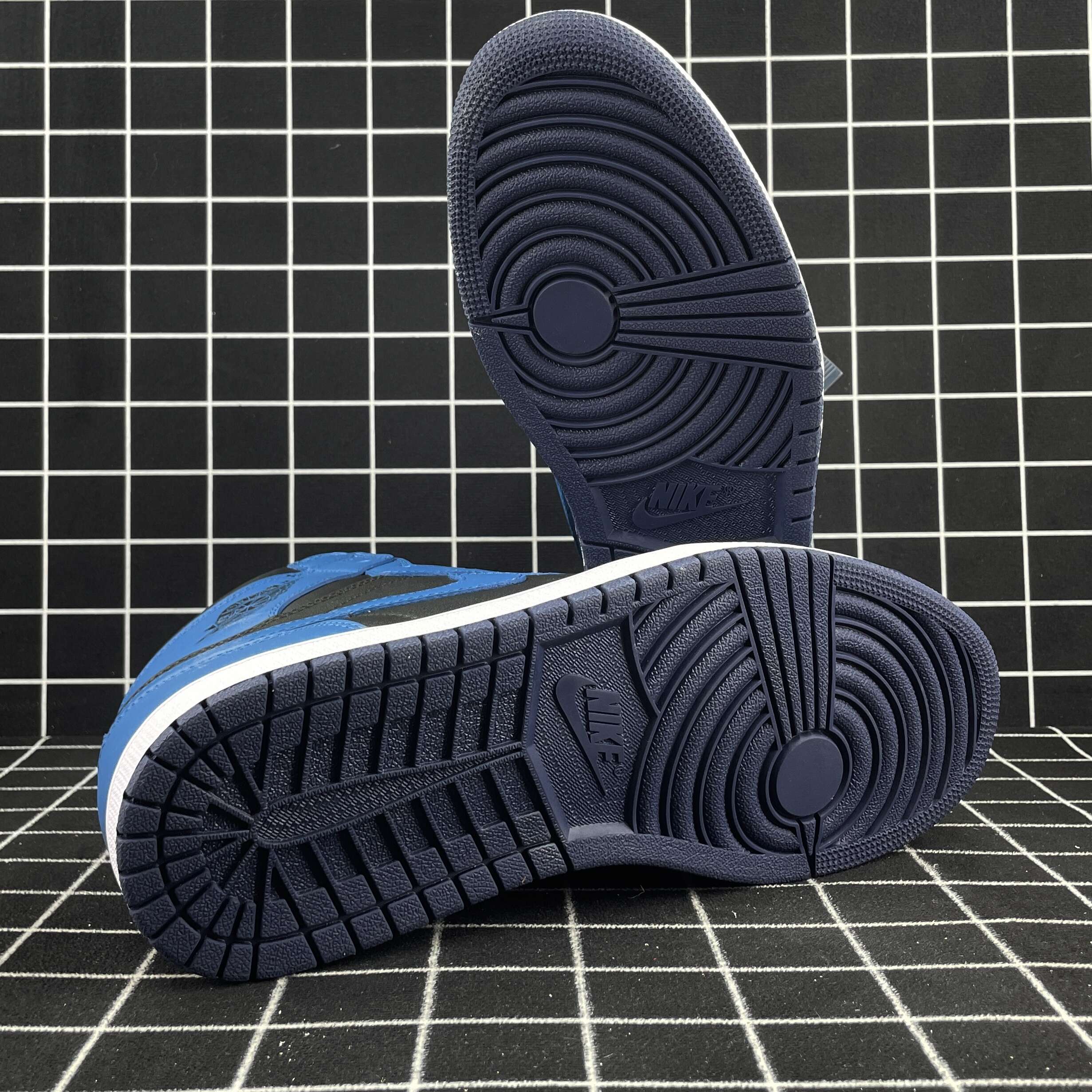 Air Jordan 1 Retro High OG Dark Marina Blue Replica