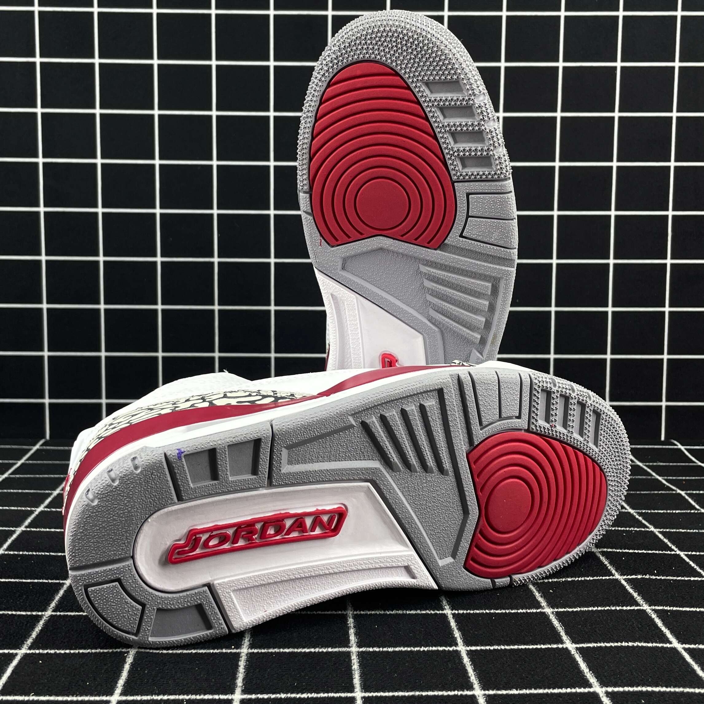 Air Jordan 3 Retro Cardinal Red Replica