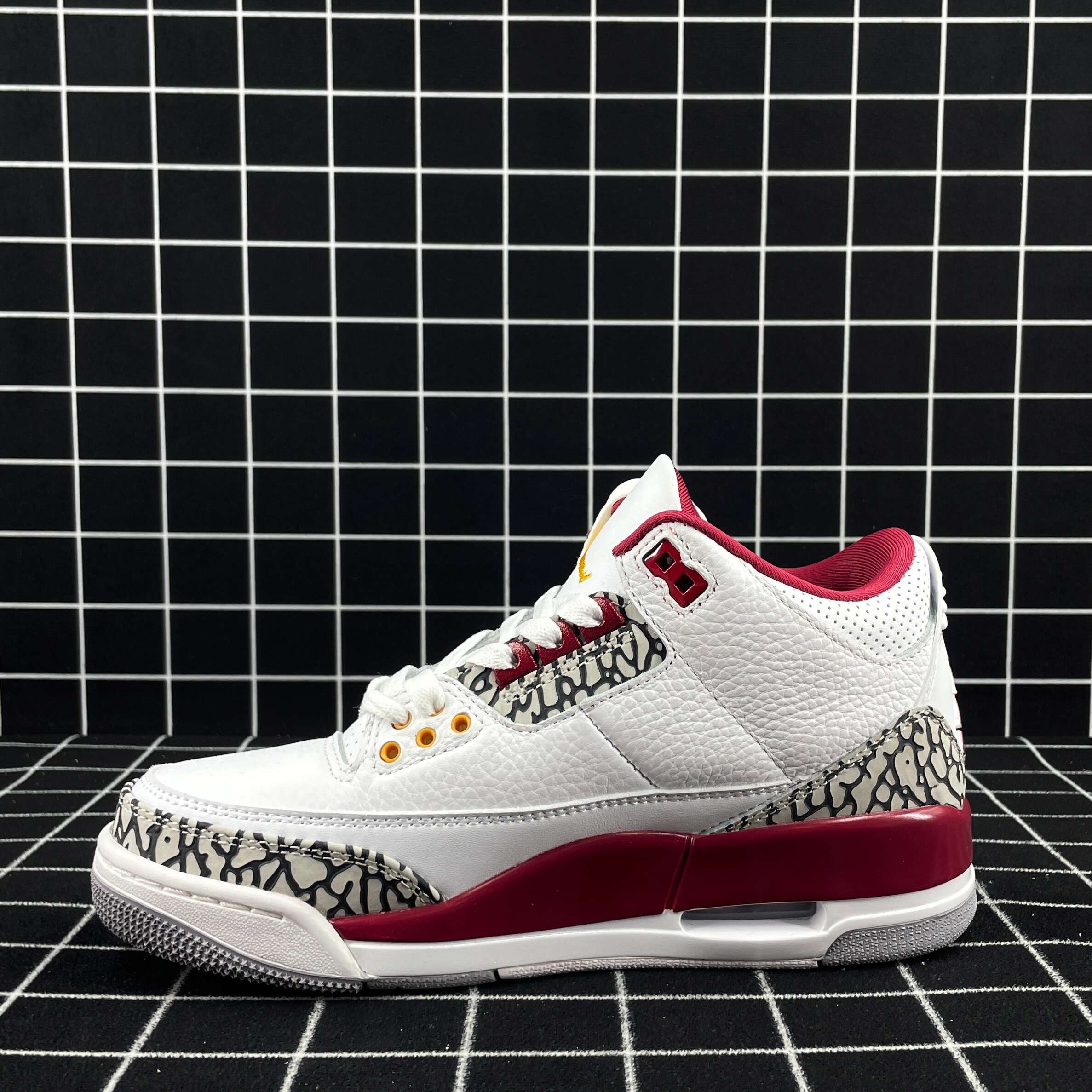 Air Jordan 3 Retro Cardinal Red Replica