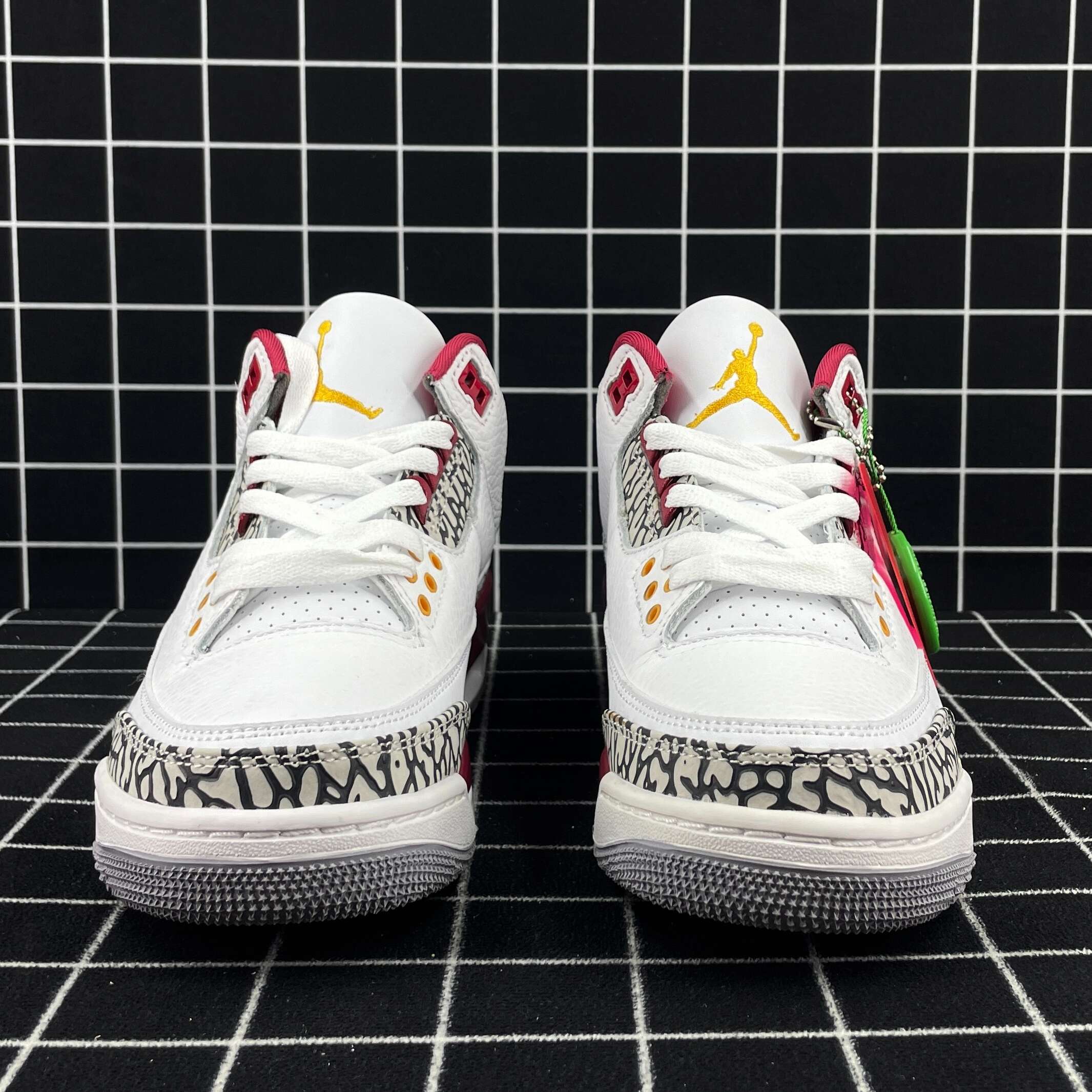 Air Jordan 3 Retro Cardinal Red Replica