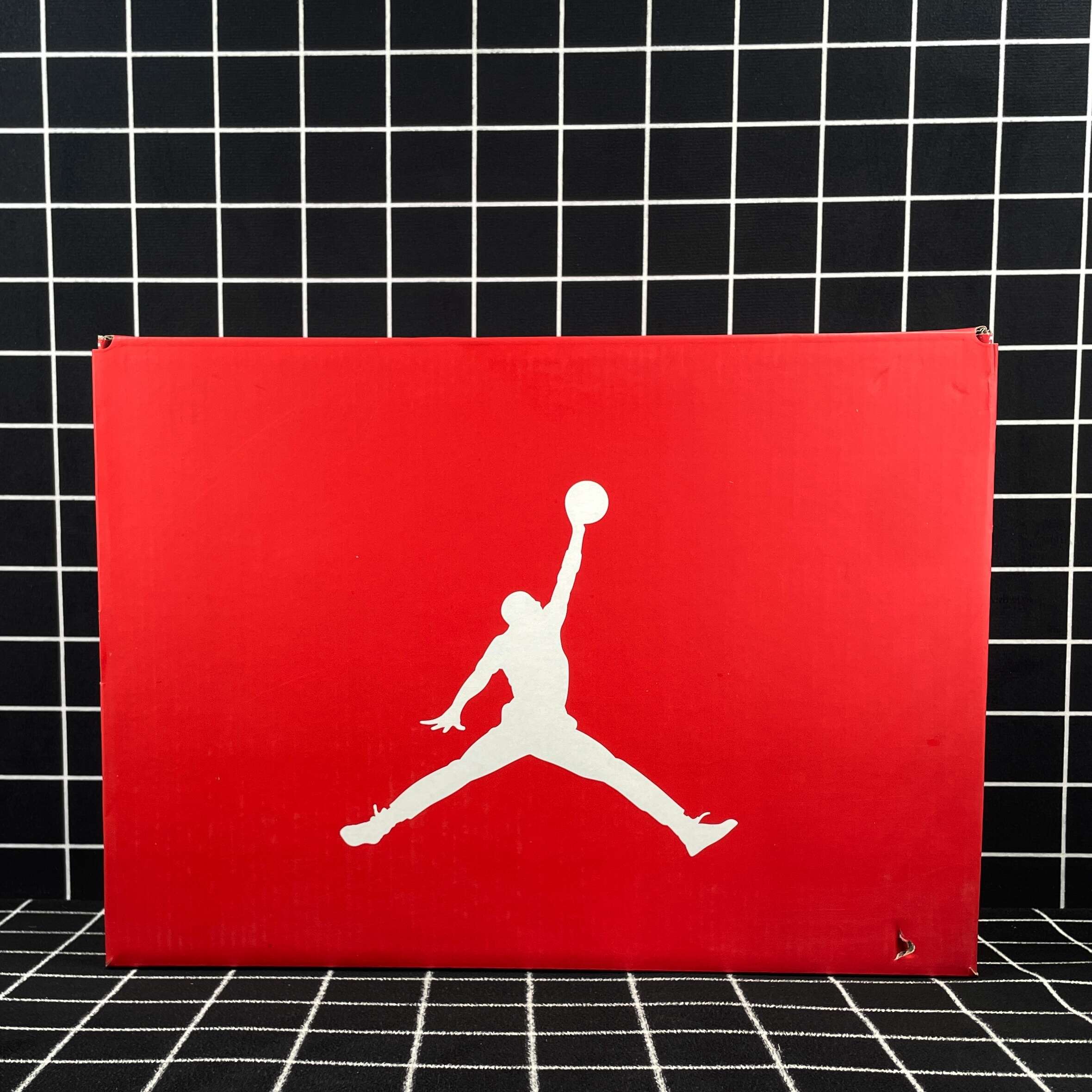 Air Jordan 6 Red Oreo Replica