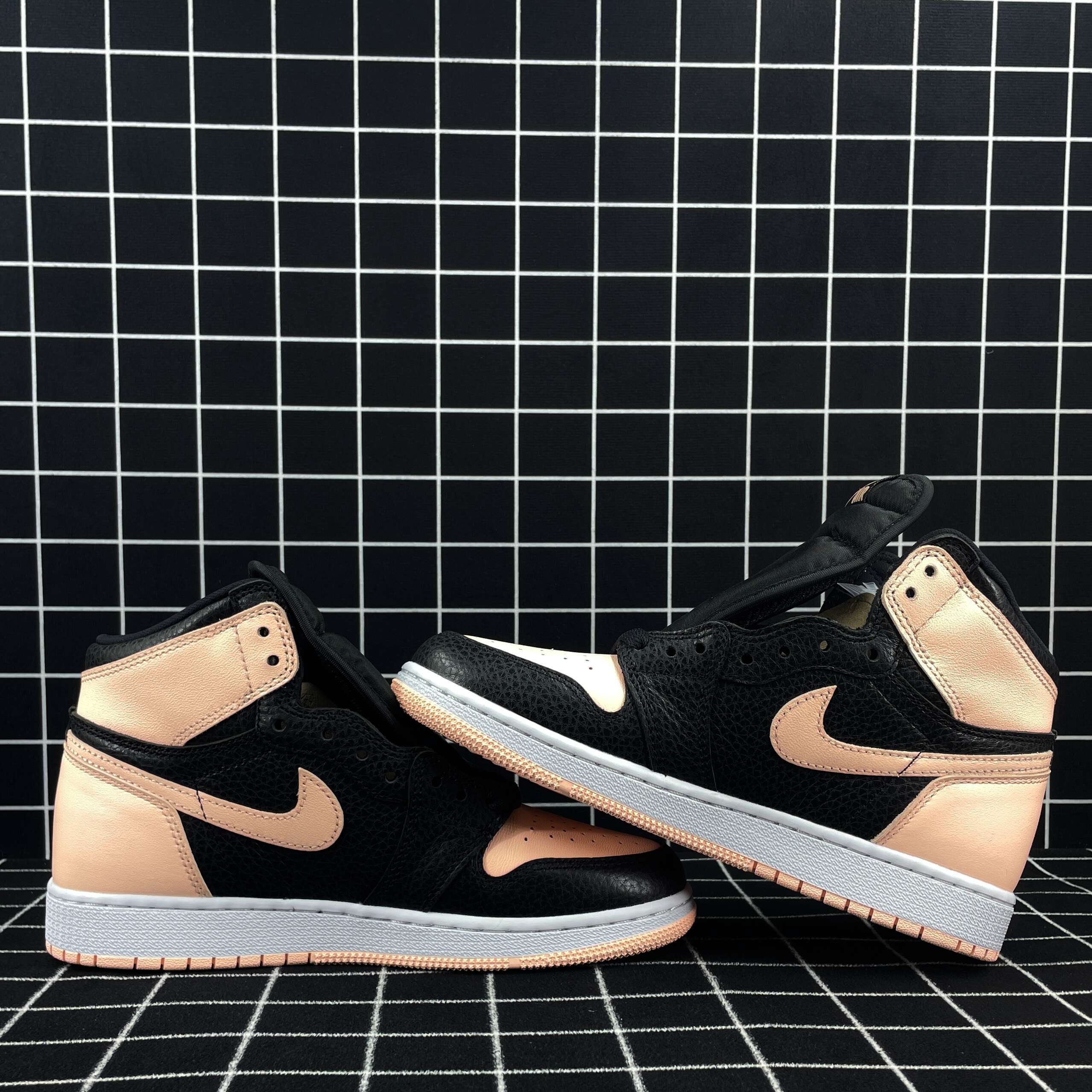 Jordan 1 Retro High Black Crimson Tint Replica