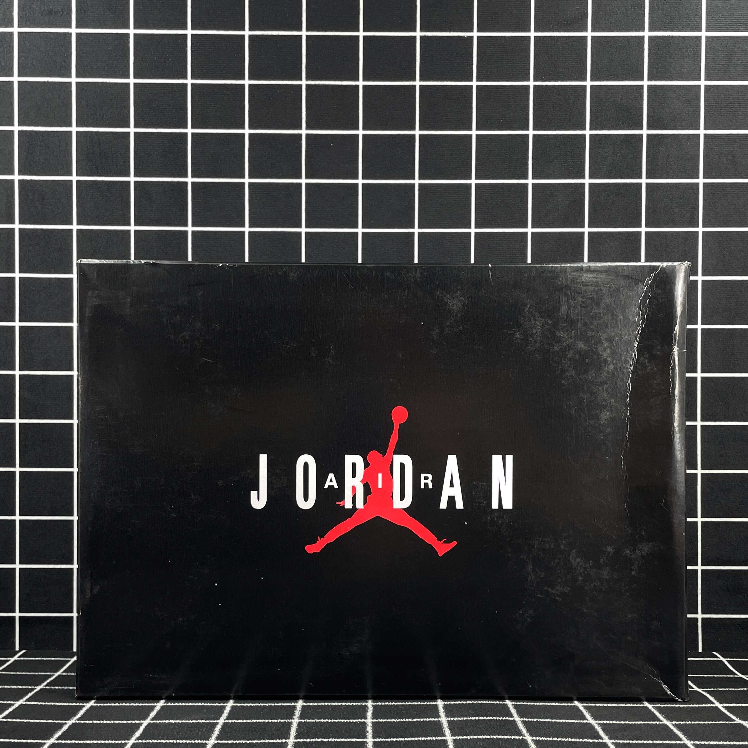 Jordan 11 Retro Low Concord Bred Replica