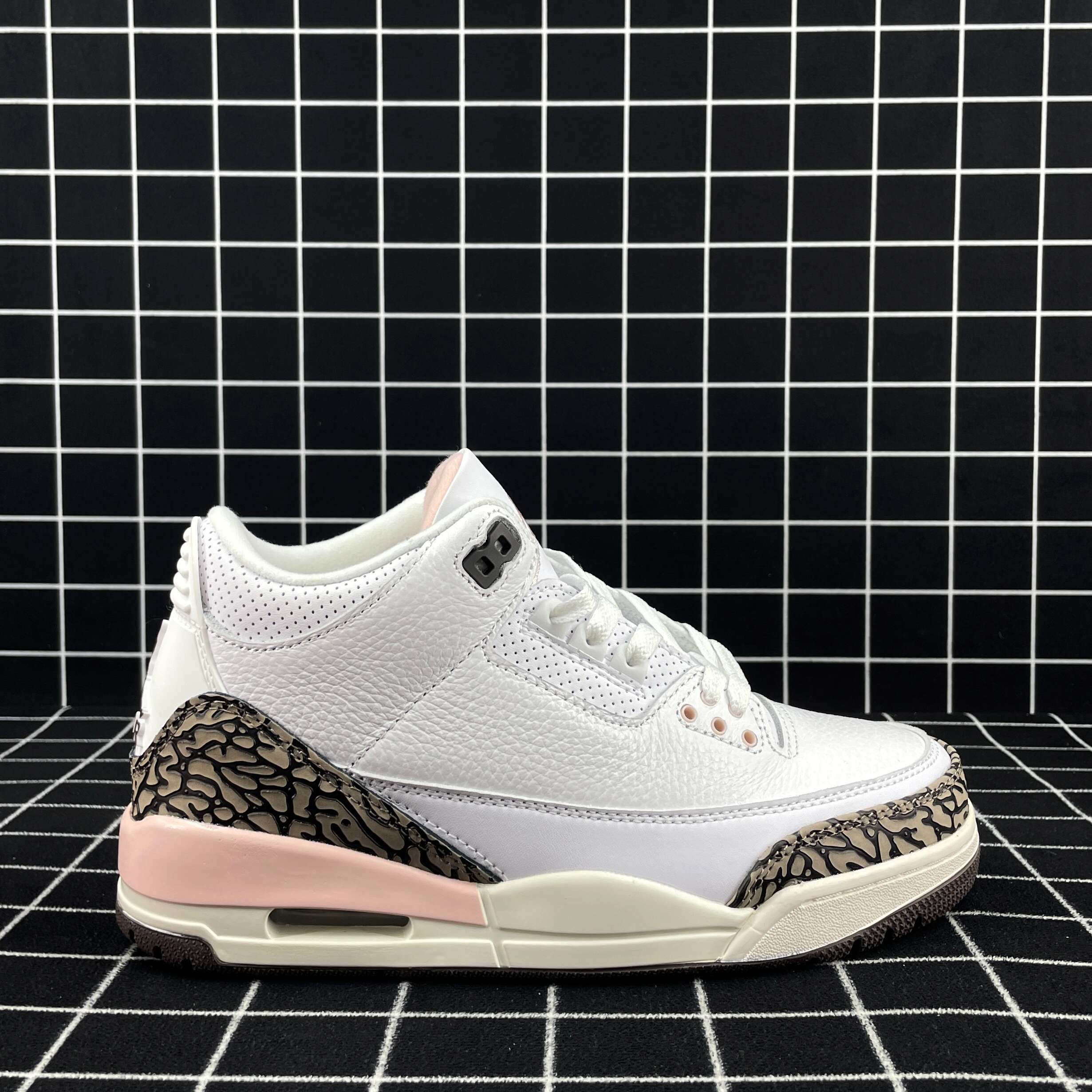 Jordan 3 Retro Neapolitan Dark Mocha (W) Replica
