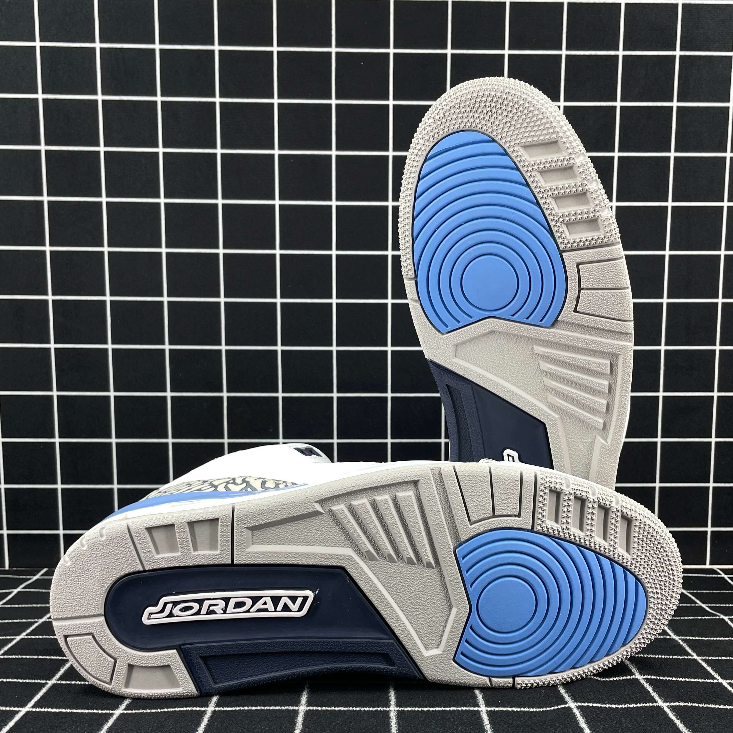 Jordan 3 Retro UNC (2020) Replica