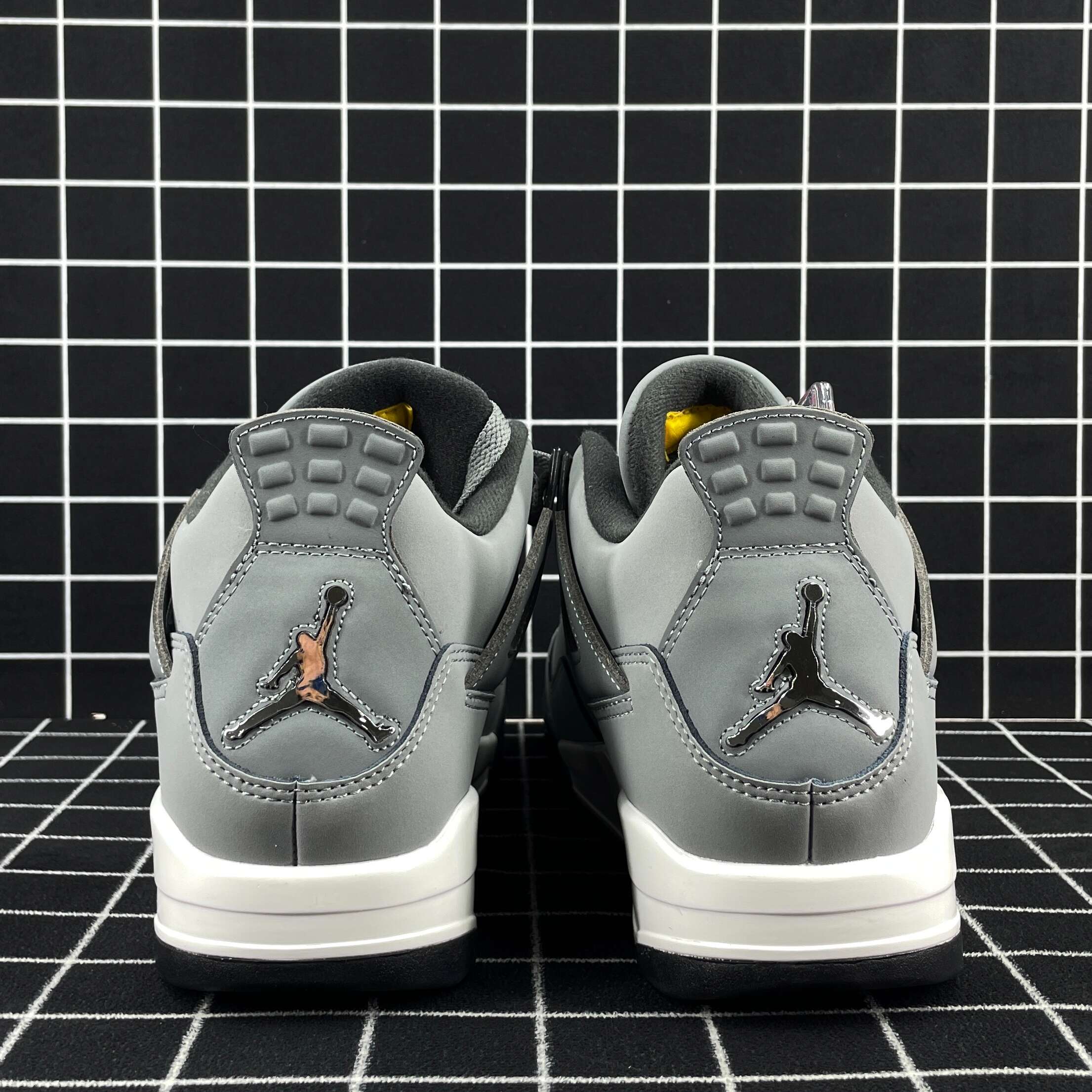 Jordan 4 Retro Cool Grey (2019) Replica