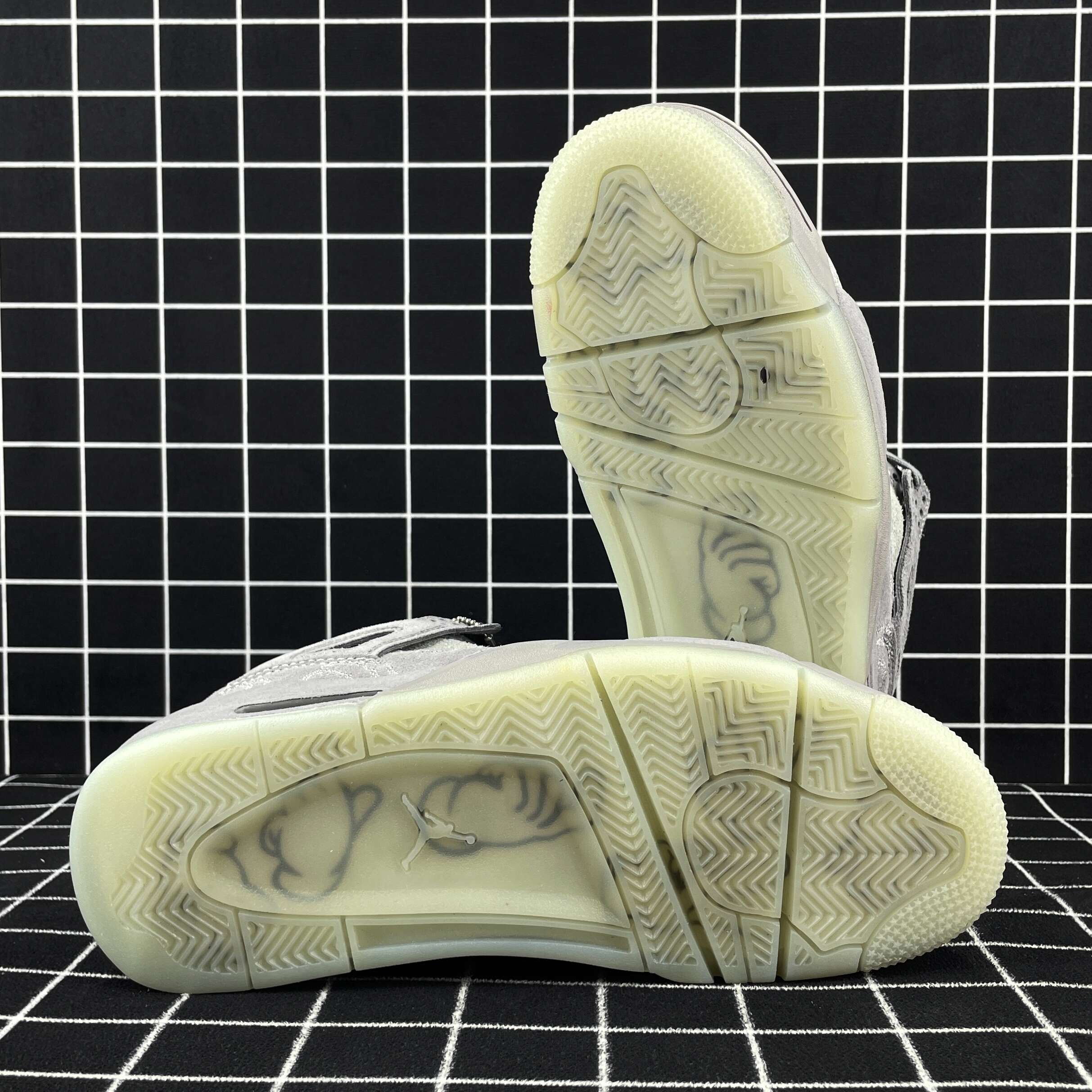 Jordan 4 Retro KAWS Replica