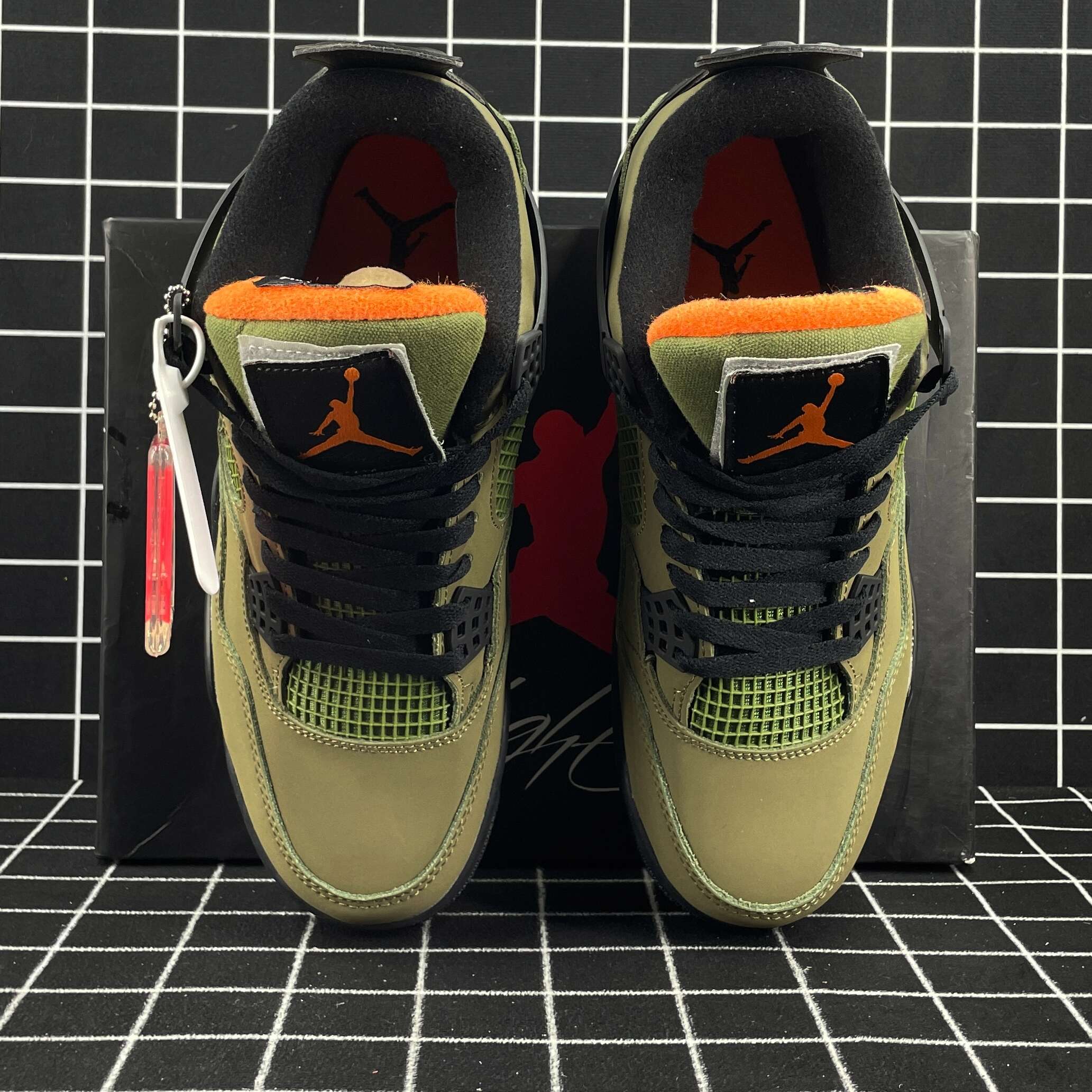 Jordan 4 Retro Undefeated Replica