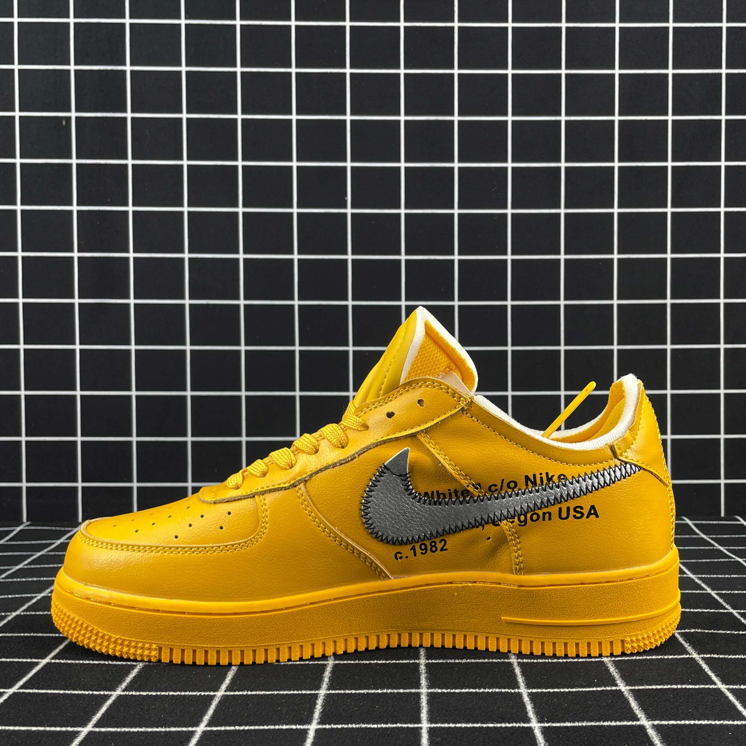 Nike Air Force 1 Low University Gold Replica