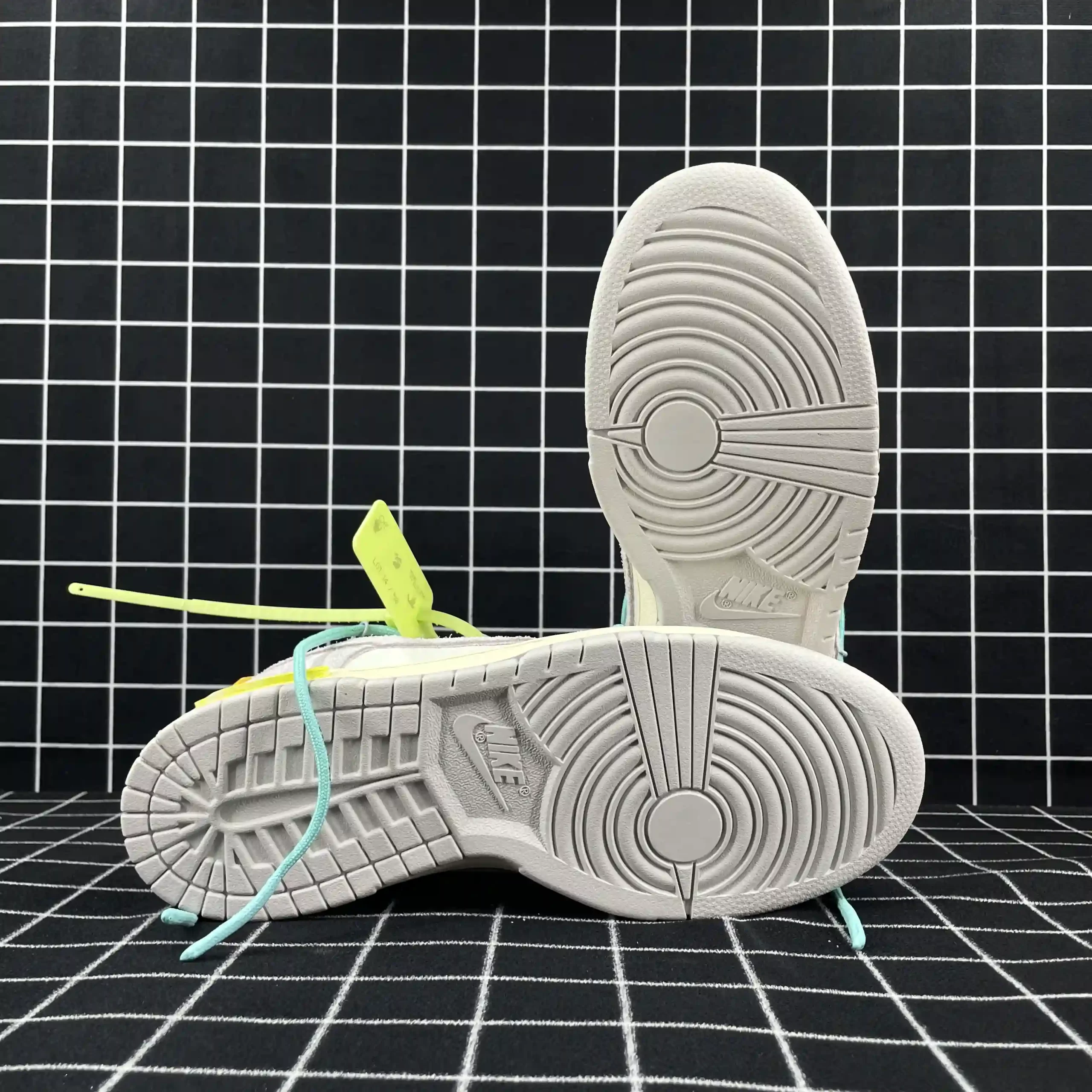 Nike Dunk Low Lot 14 of 50 Replica