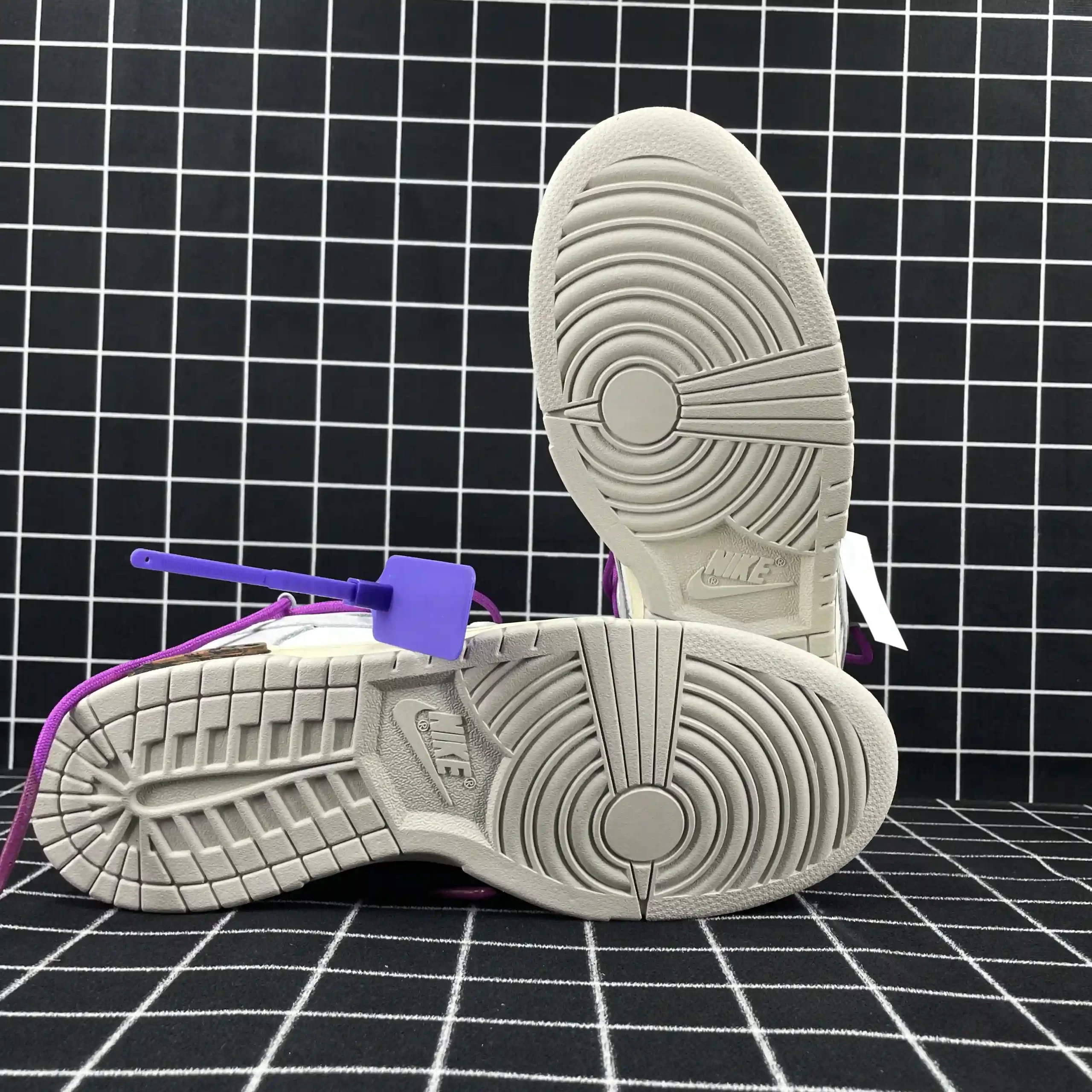 Nike Dunk Low Lot 21 of 50 Replica