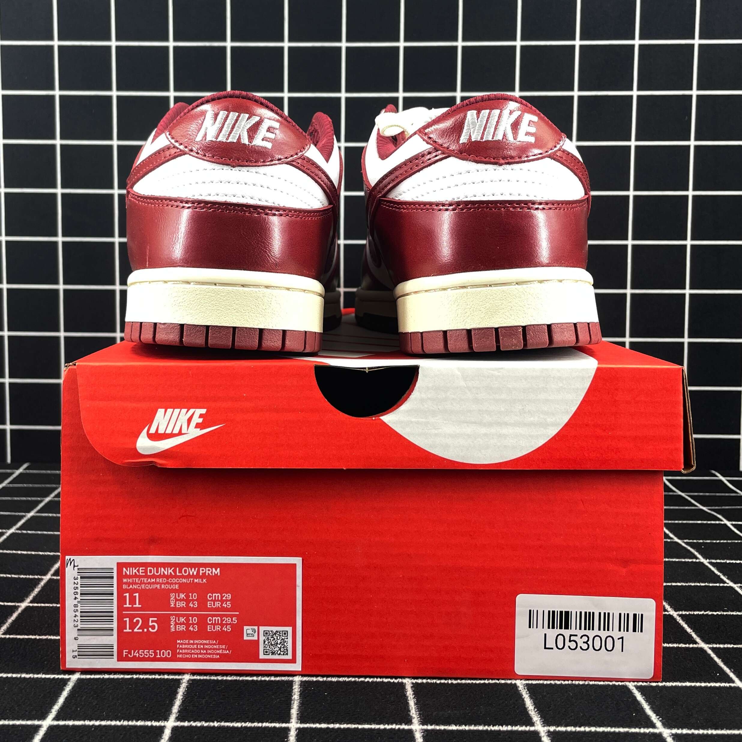 Nike Dunk Low PRM Vintage Team Red Replica