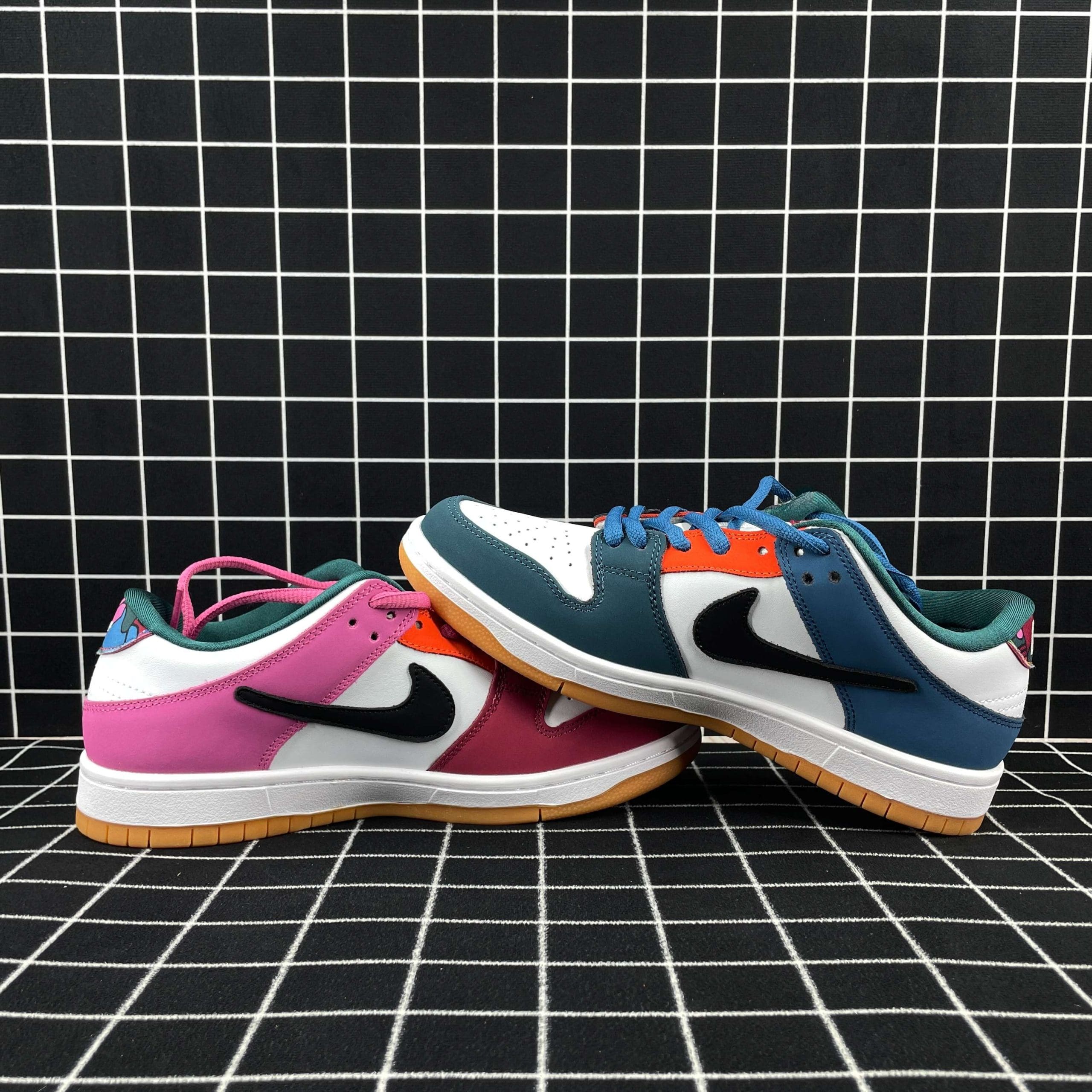 Nike Dunk SB Low Pro QS Parra (Friends & Family) (2021) Replica