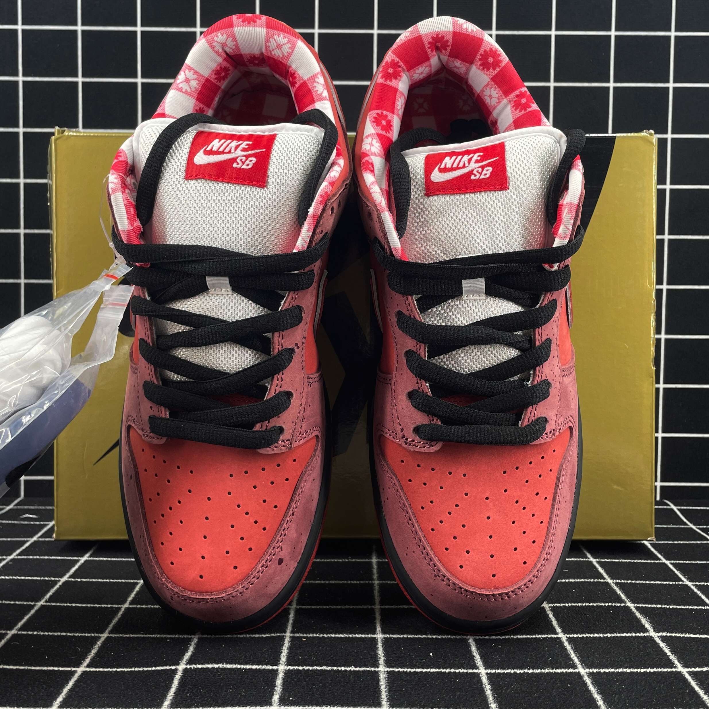 Nike Dunk SB Low Red Lobster Replica