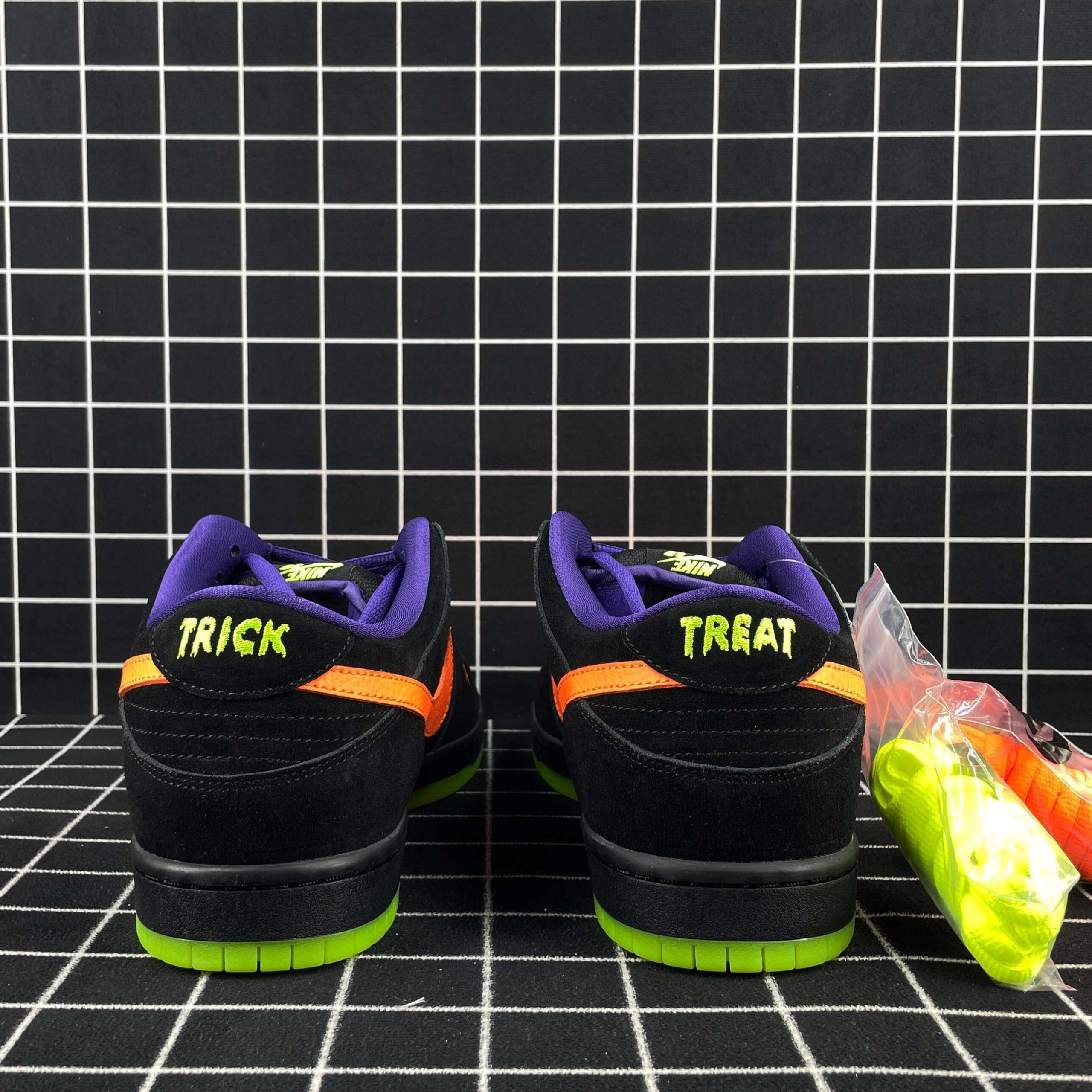 Dunk Low SB Night of Mischief Replica