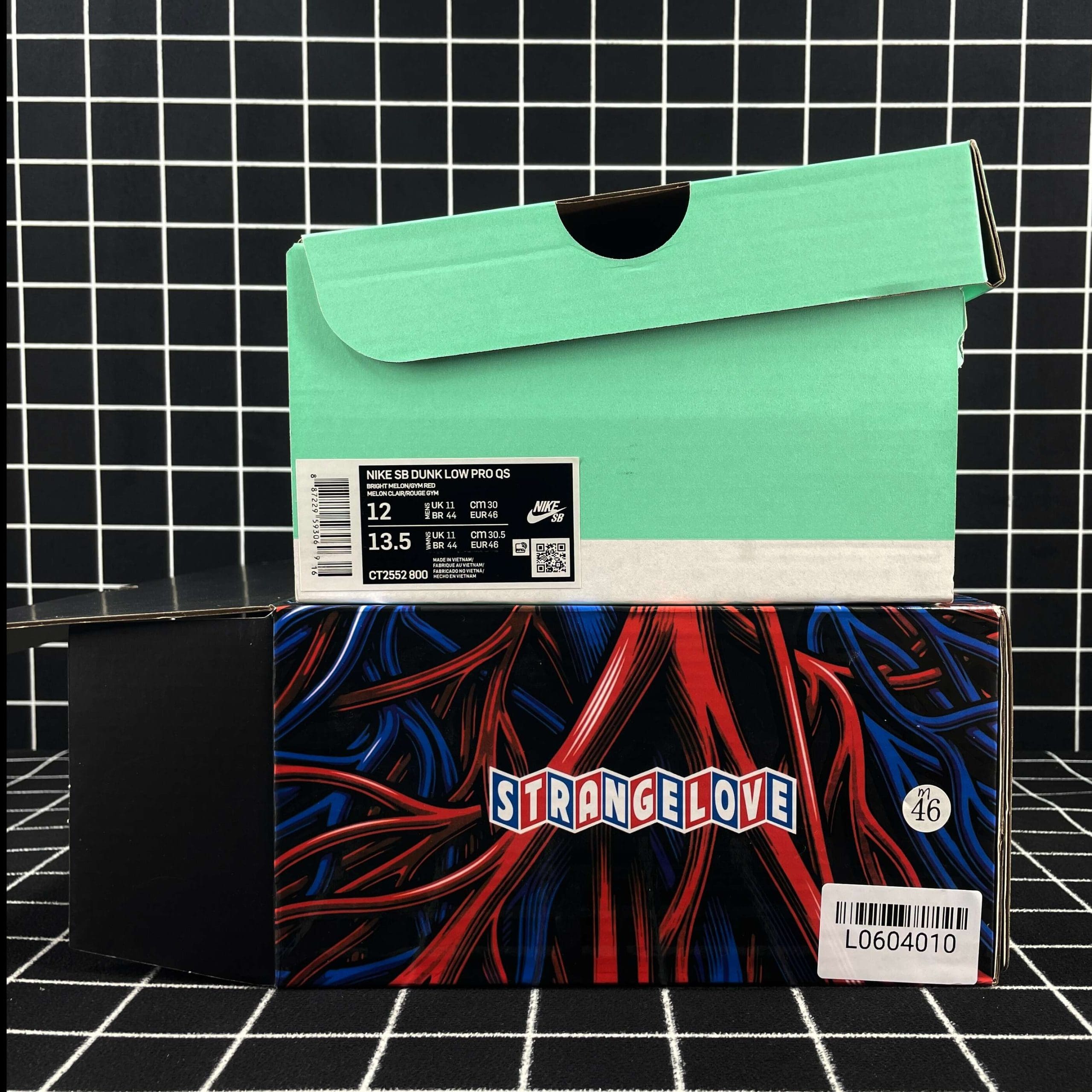 Nike SB Dunk Low StrangeLove Skateboards Replica