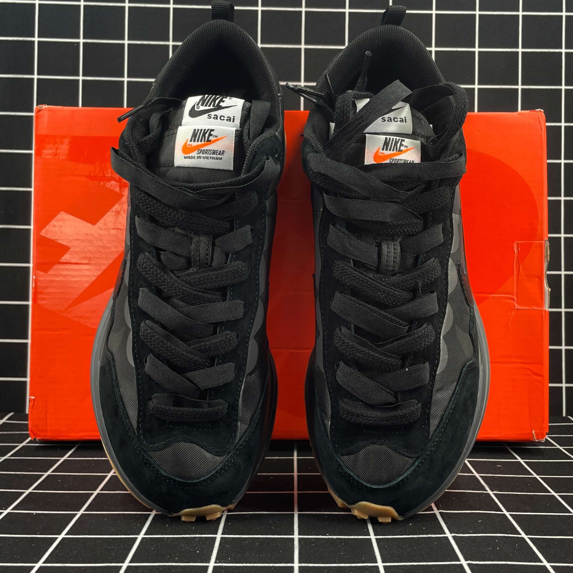 Nike VaporWaffle Sacai Black Gum Replica