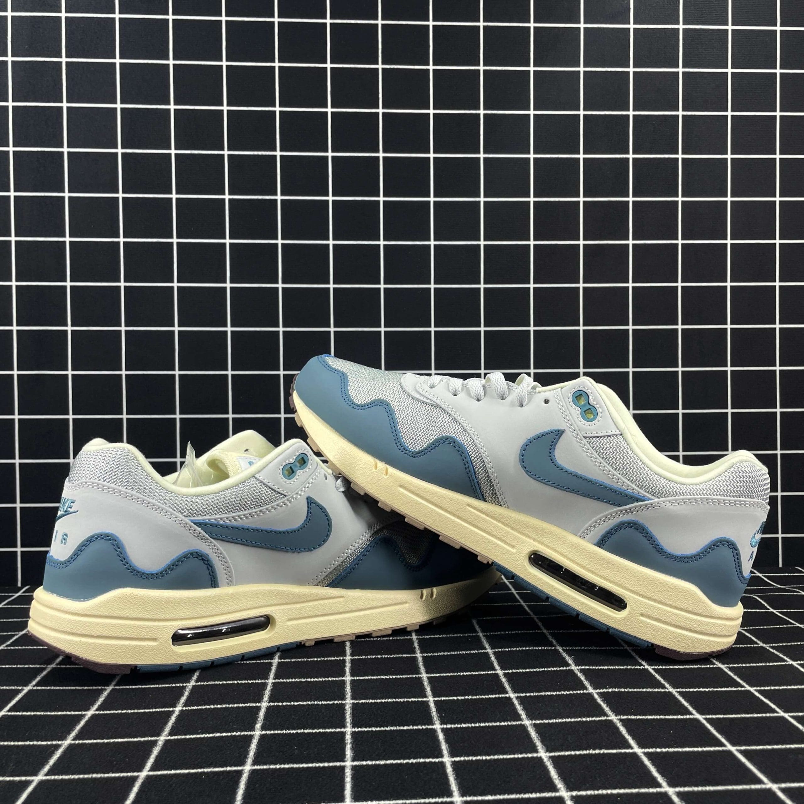 Patta x Air Max 1 Noise Aqua Replica