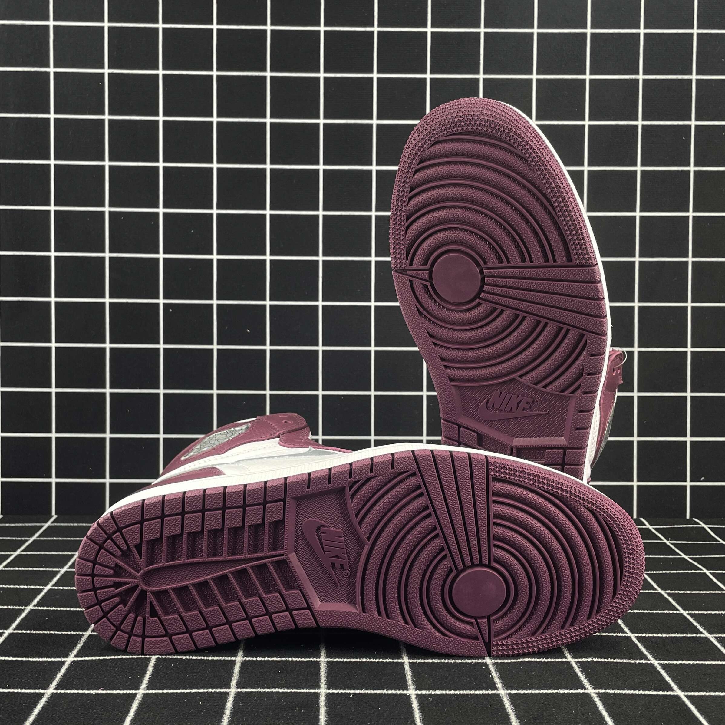 Special Offer Air Jordan 1 Retro High OG Bordeaux Replica