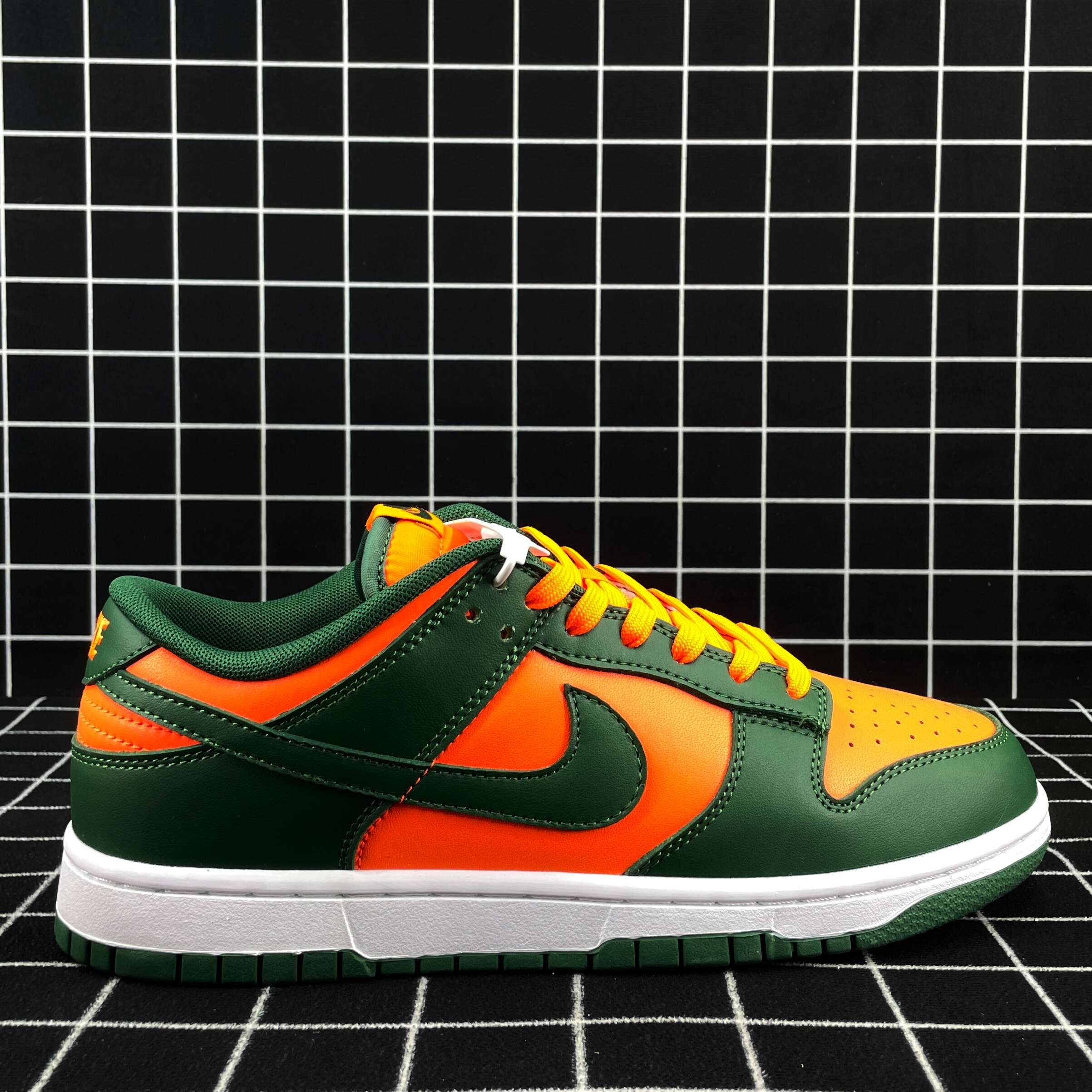 Nike Dunk Low Retro Miami Hurricanes Replica