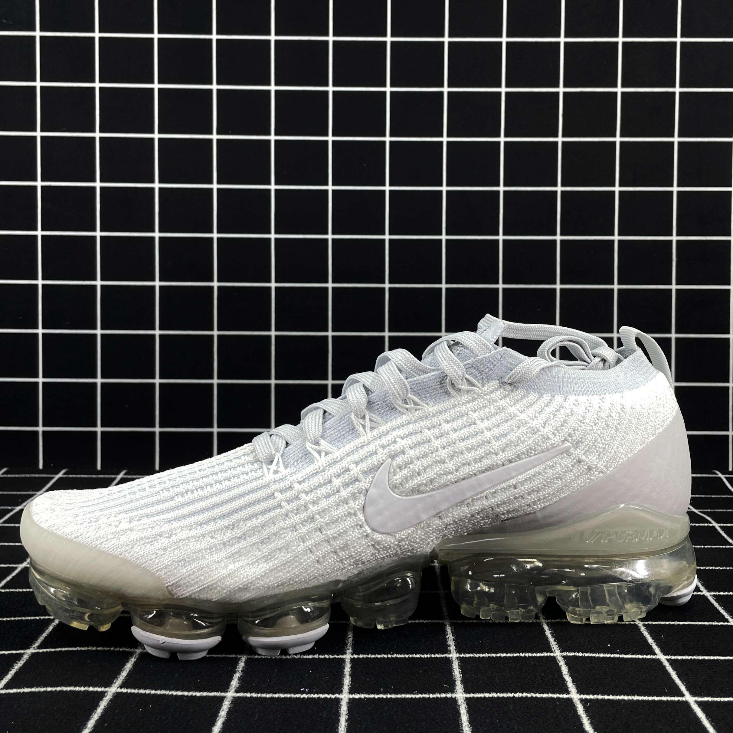 Nike Air VaporMax Flyknit 2 White Pure Platinum Replica