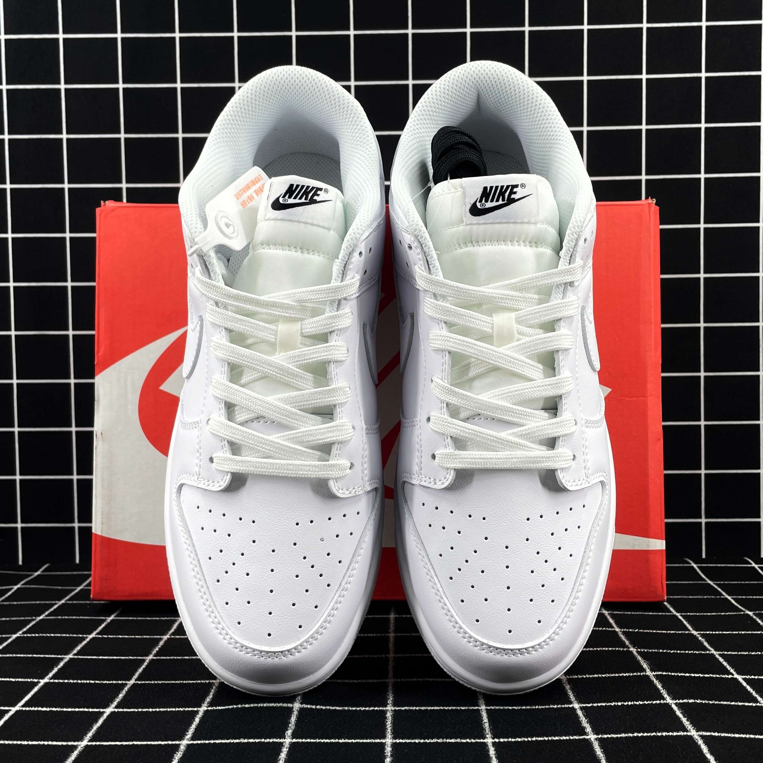 Nike Dunk Low Triple White Replica