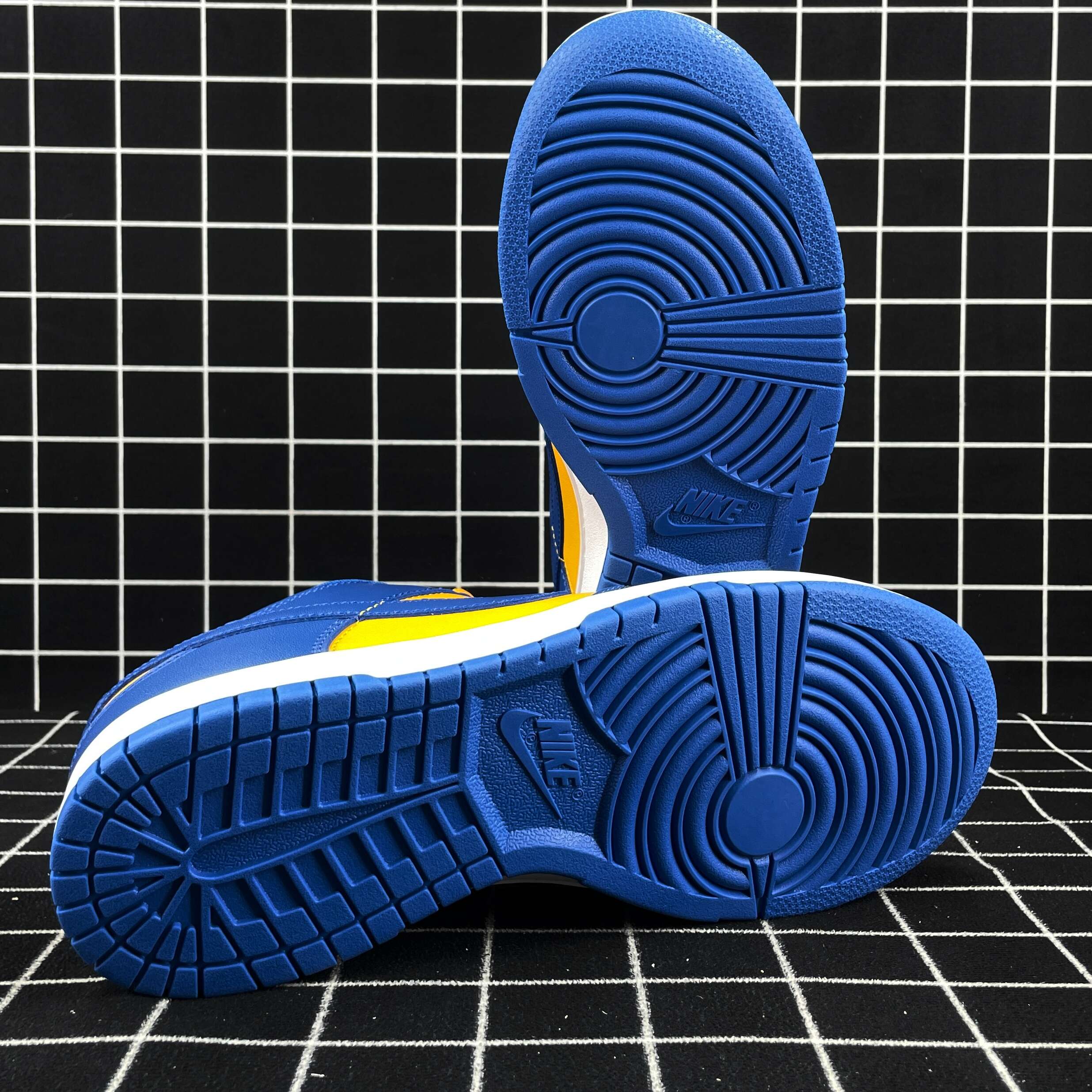 Nike Dunk Low UCLA Replica