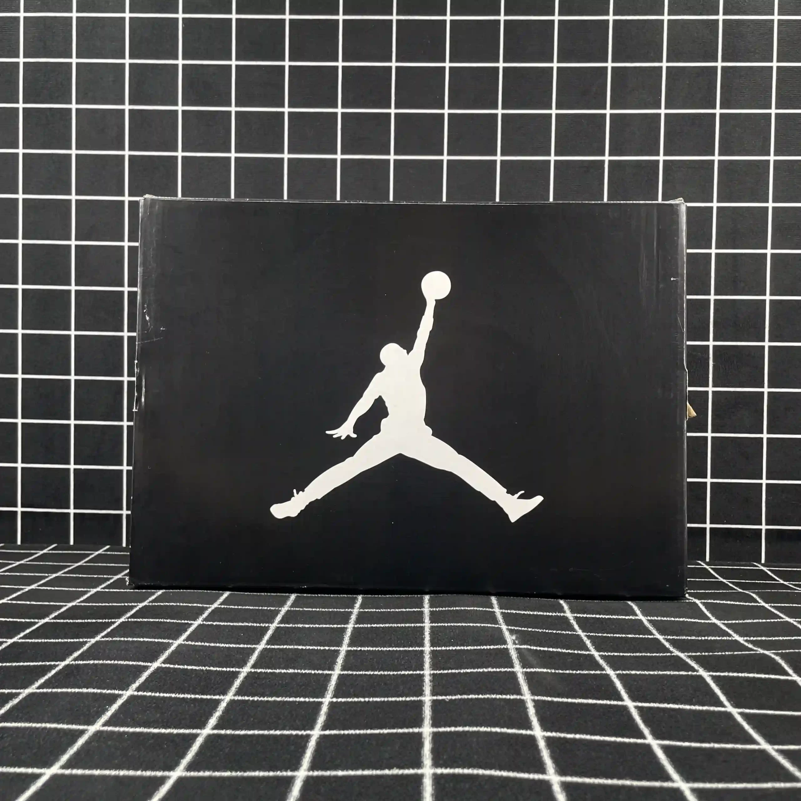 Air Jordan 6 Reverse Oreo Replica