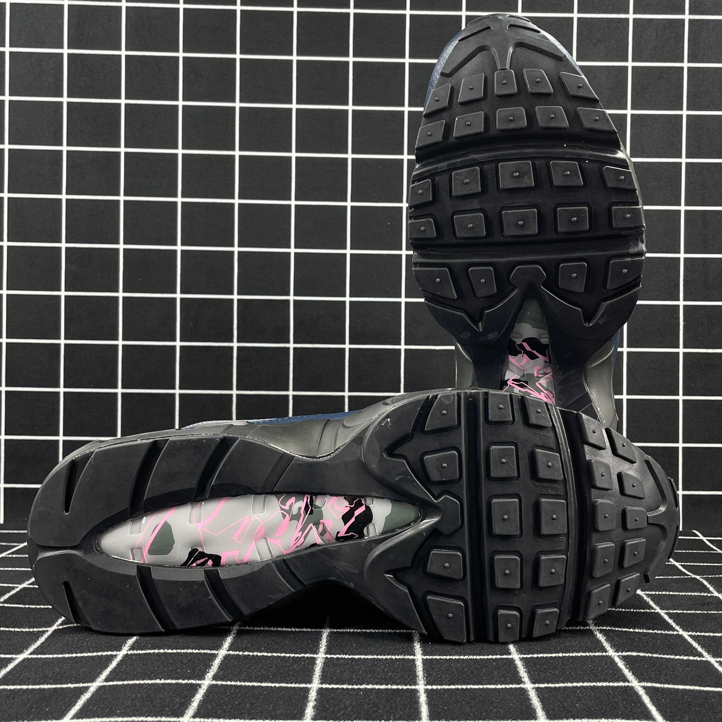 Nike Air Max 95 SP Corteiz Pink Beam Replica