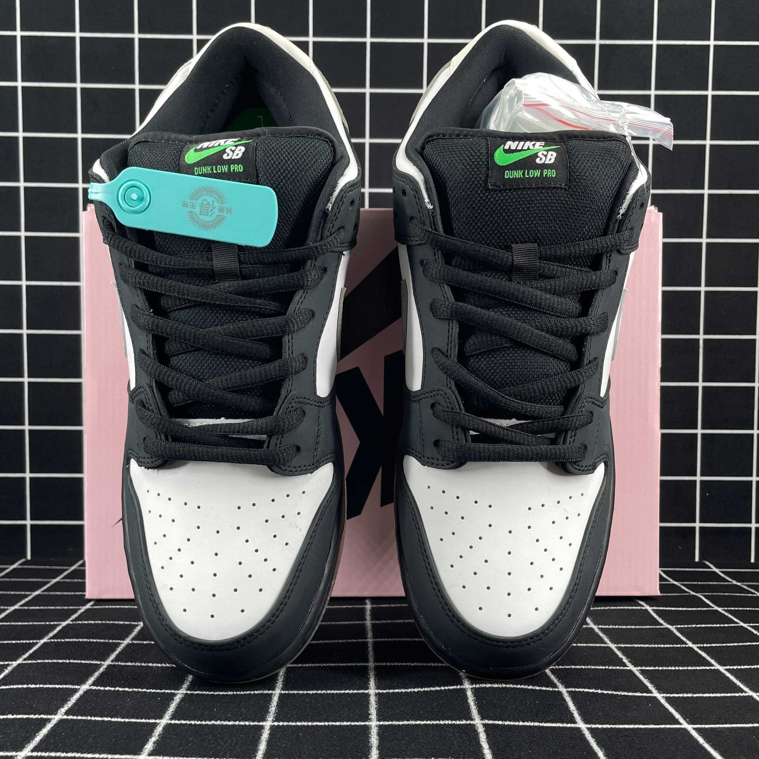 Nike SB Dunk Low Staple Panda Pigeon Replica