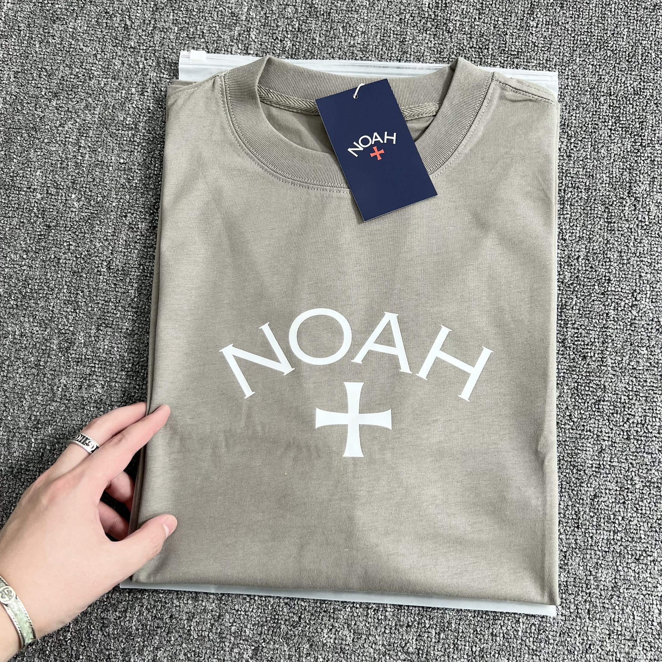Noah Back Icon Cross Tee